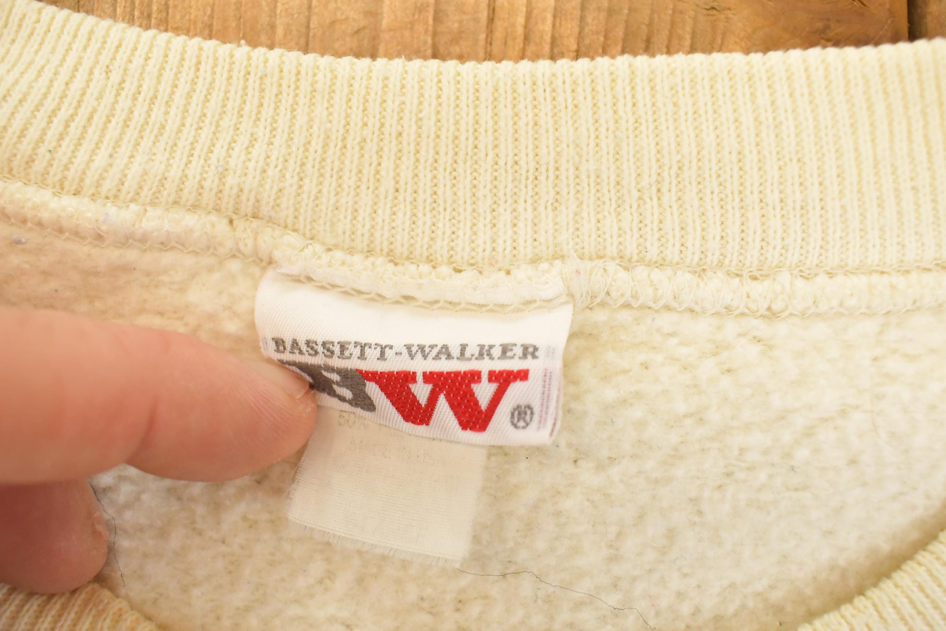 Vintage 1990s Bassett Walker Bald Eagle Graphic Print Crewneck Sweatshirt Mens XL / Made In USA / 90's Destination Sweater