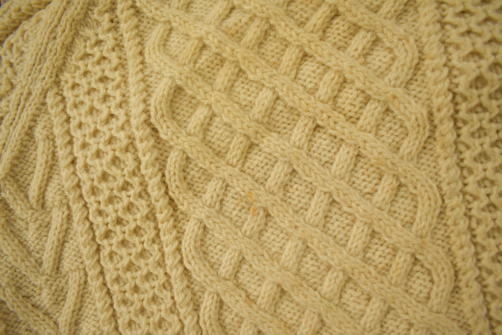 Vintage 1980s 100% Wool Cable Knit Crewneck Sweater