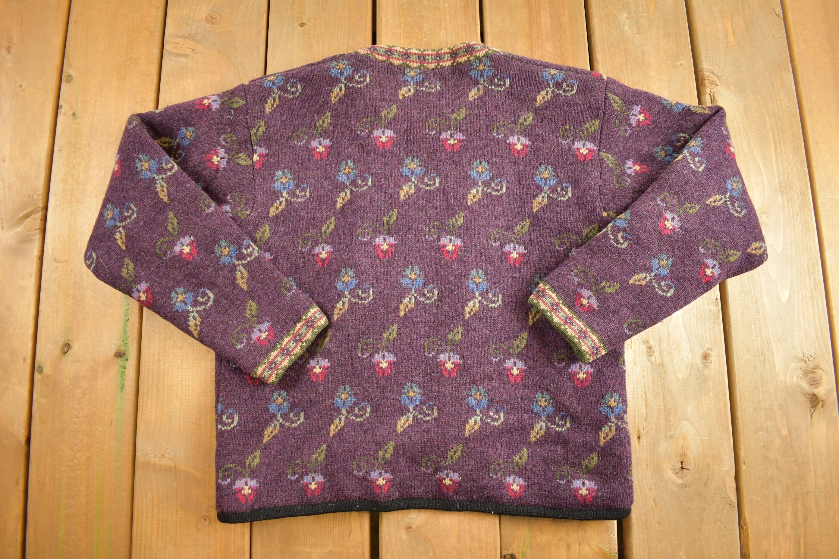Vintage 1990s Icelandic Design Wool Knitted Cardigan Sweater
