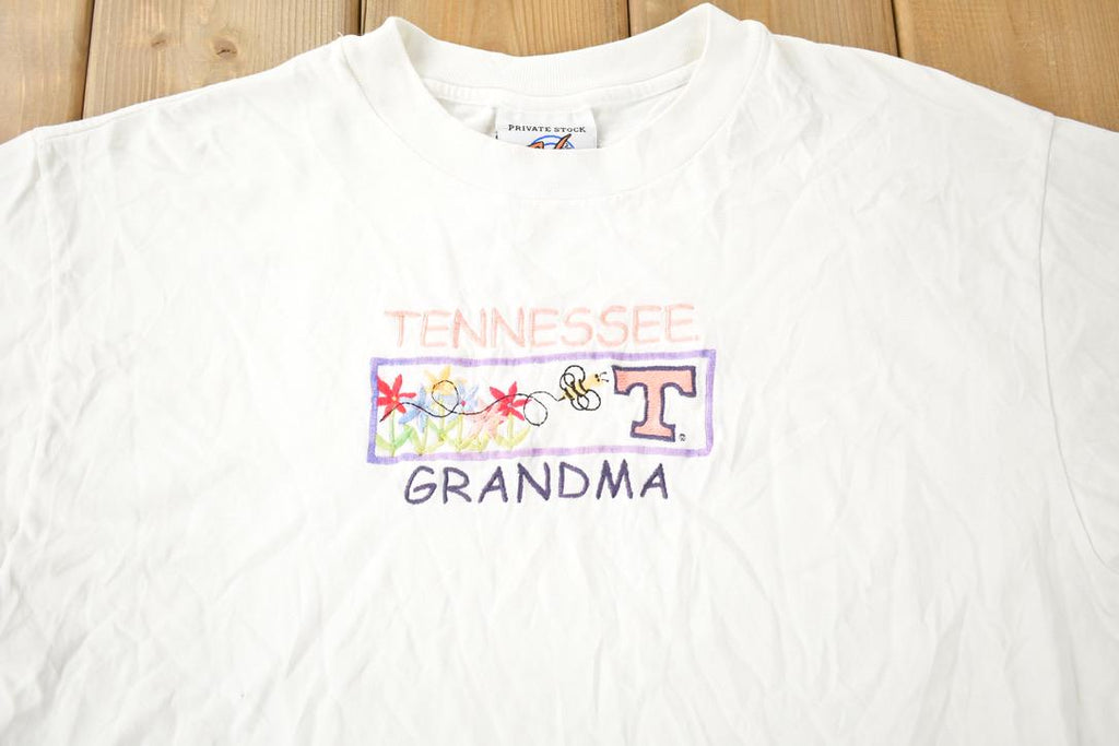 Vintage 1990s Tennessee Grandma Embroidered T Shirt