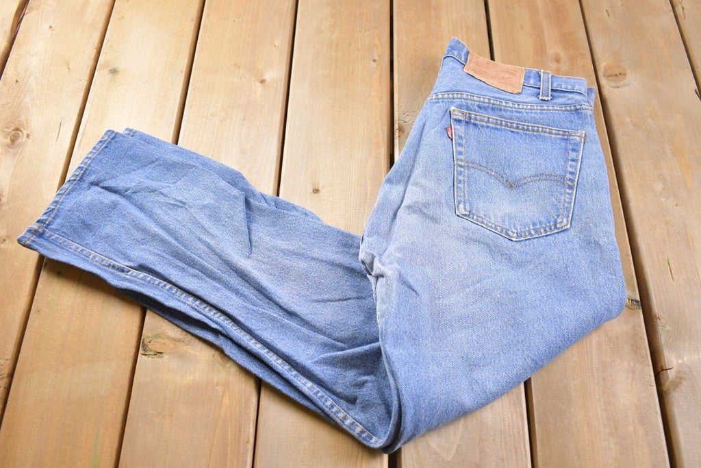 Vintage 1990s Levi 505 Red Tab Jeans Size 34 x 29