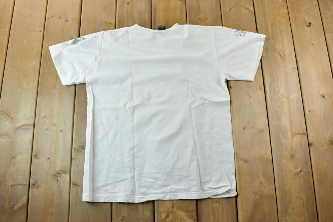 Vintage 1990s Beaver Canoe Trees Are For Living Graphic T-Shirt