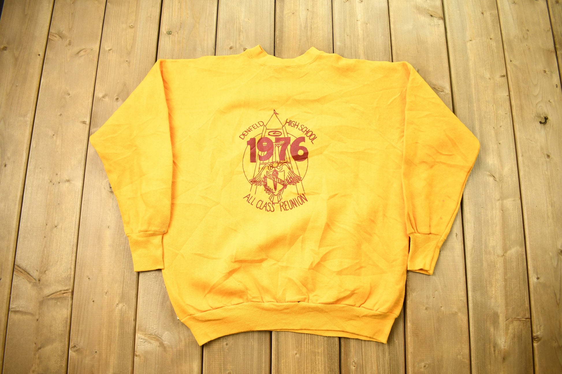 Vintage 1976 Denfeld Highschool Raglan Crewneck Sweatshirt