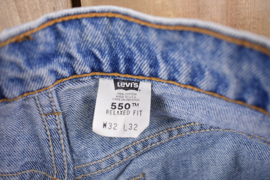 Vintage 1990s 550 Levi's Red Tab Jeans Size 30 x 31