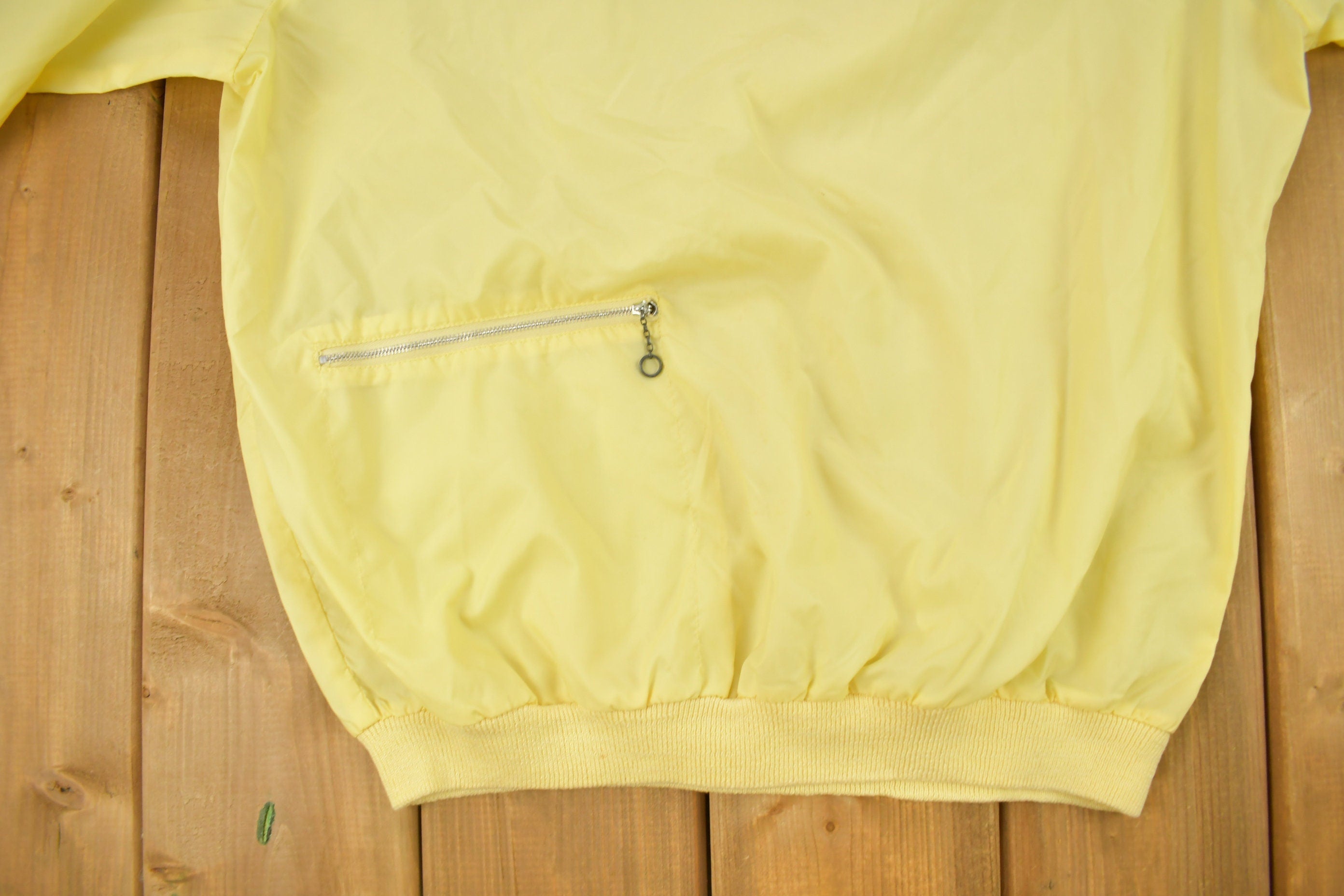 Vintage 1970s Van Heusen Torch Pullover Windbreaker Jacket