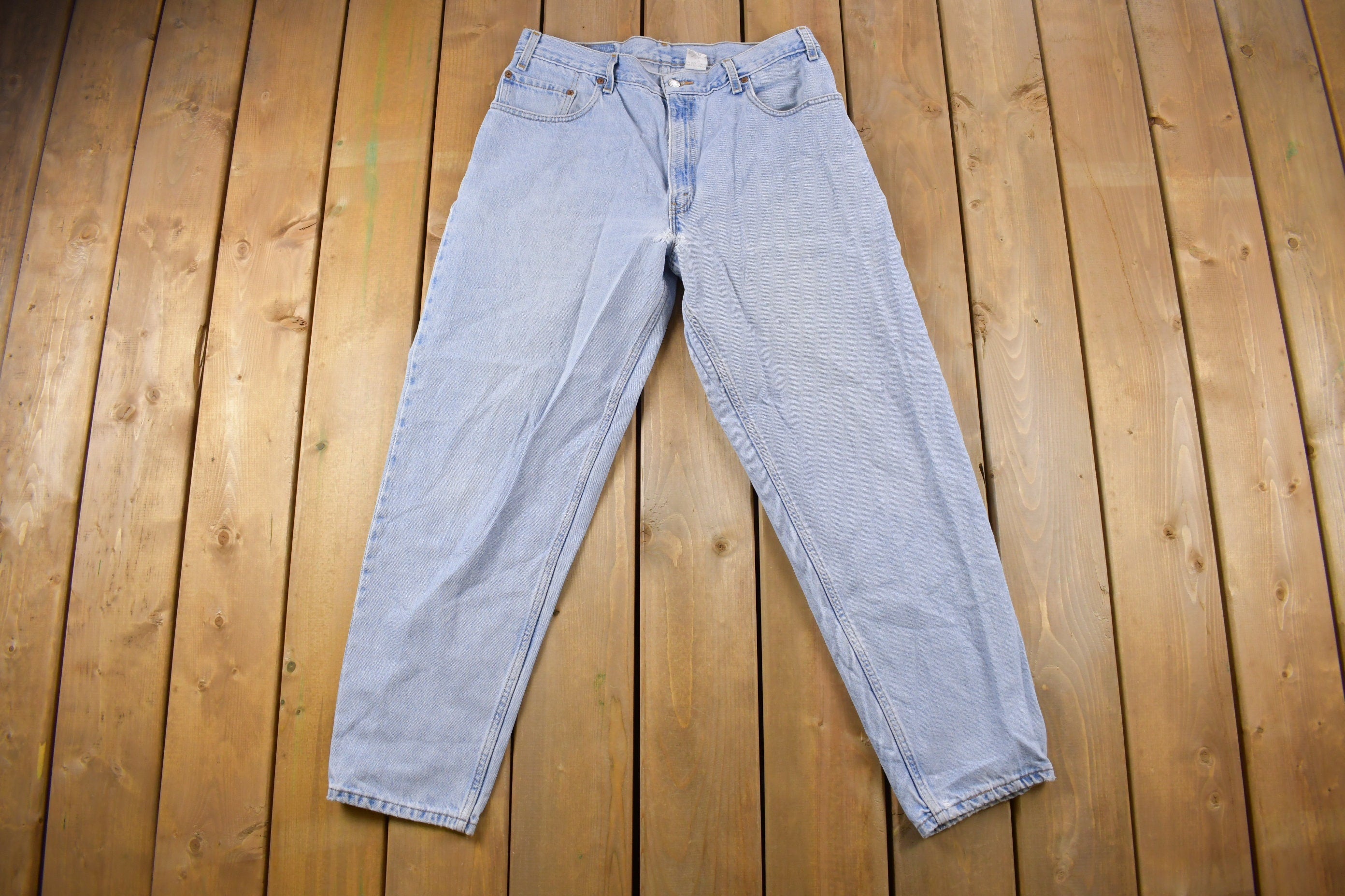 Vintage 1990s Levi's 560 Red Tab Distressed Jeans Size 34 x 30