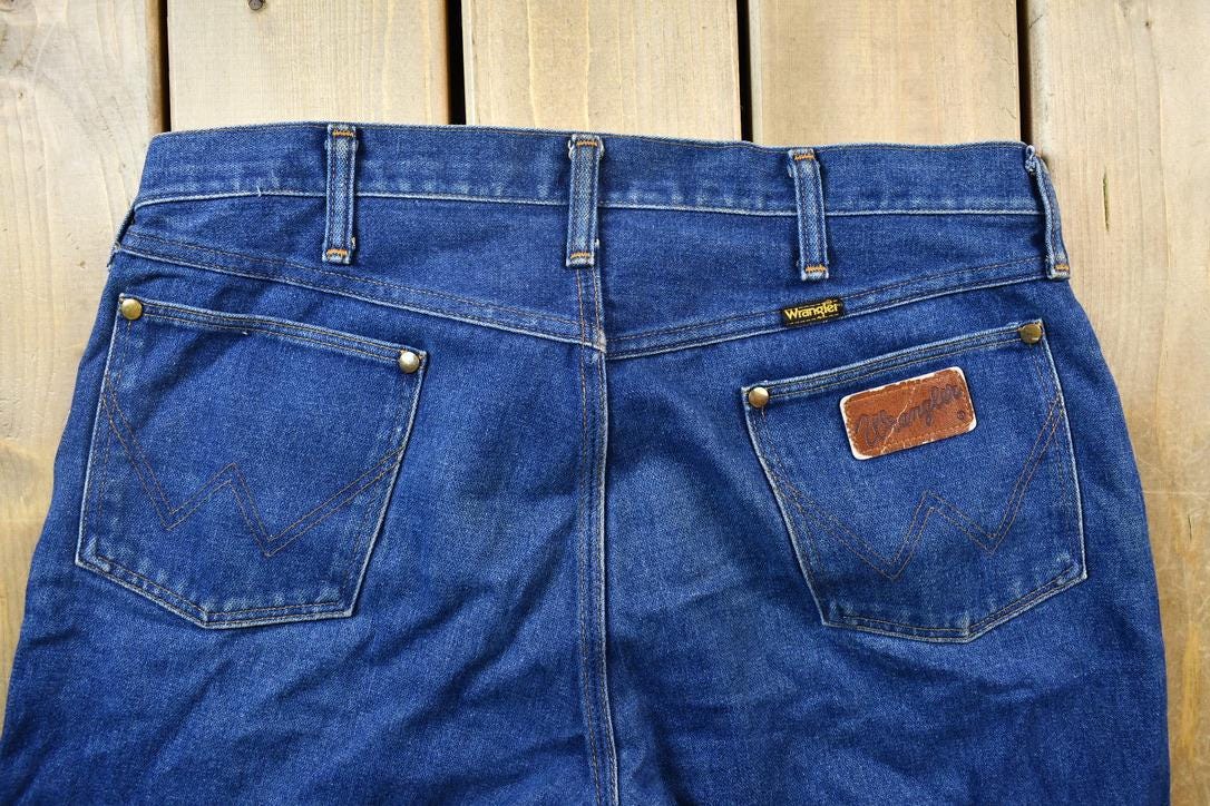 Vintage 1990s Wrangler Dark Wash Denim Jeans Size 34 x 29