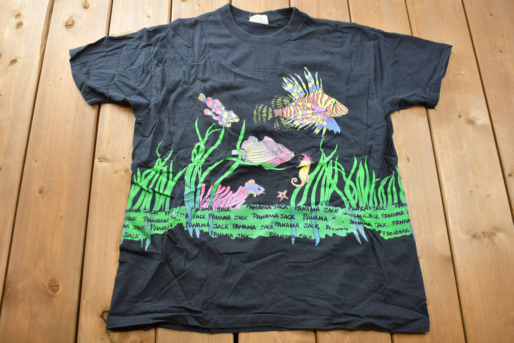 Vintage 1990s Fishes Ocean Theme Wrap Around Graphic T-Shirt