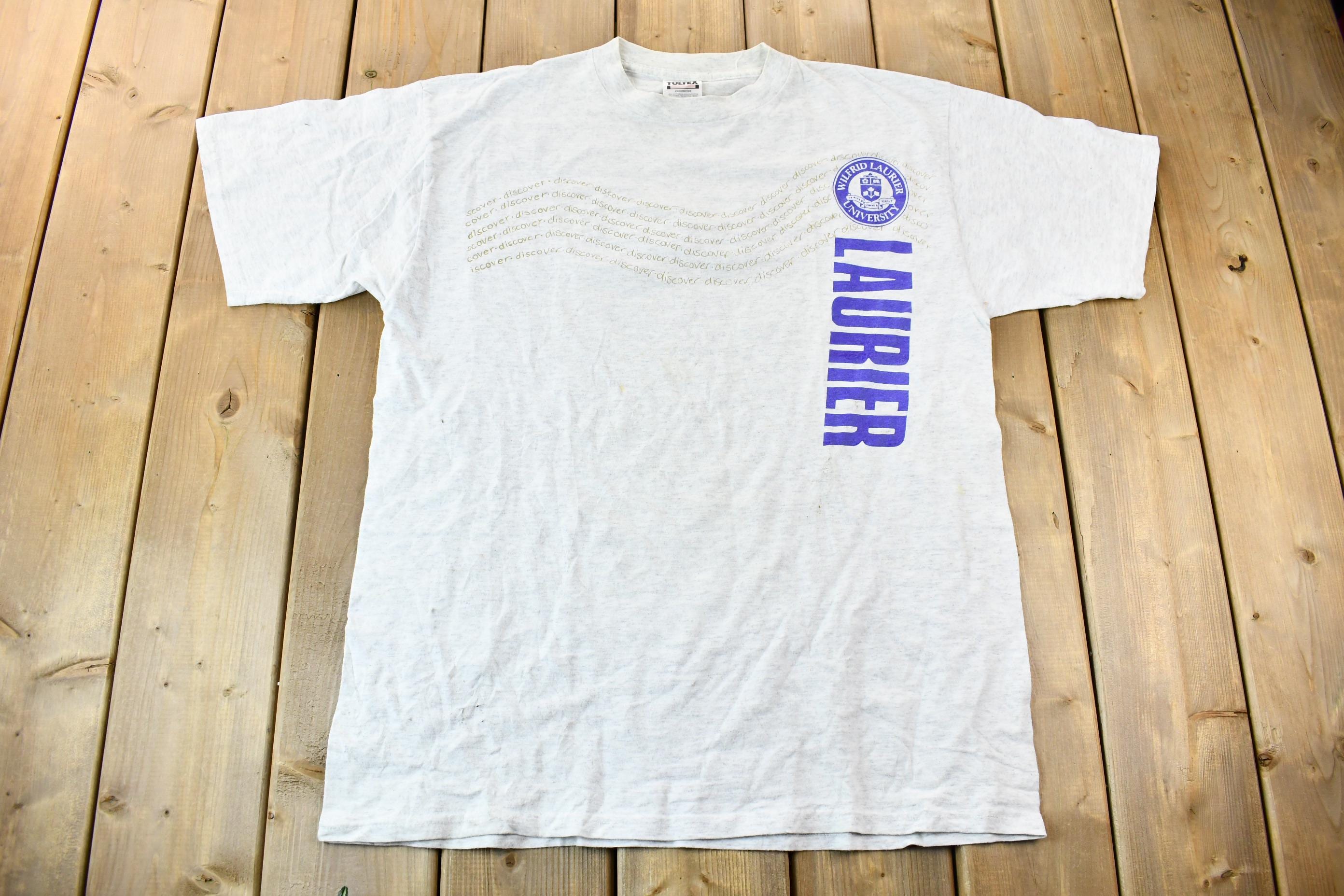Vintage 1990s Discover Wilfrid Laurier University Single Stitch Graphic T-Shirt Made In USA
