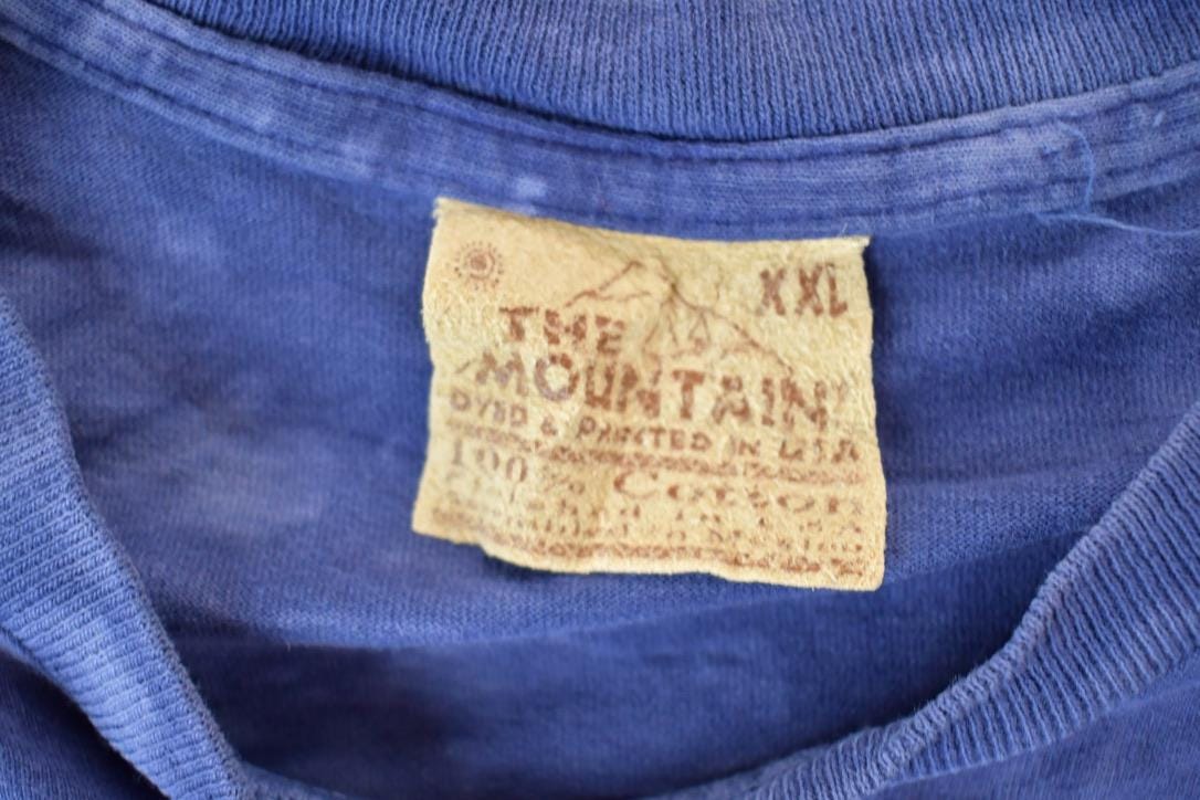 Vintage 1990s Buffalo The Mountain Crewneck