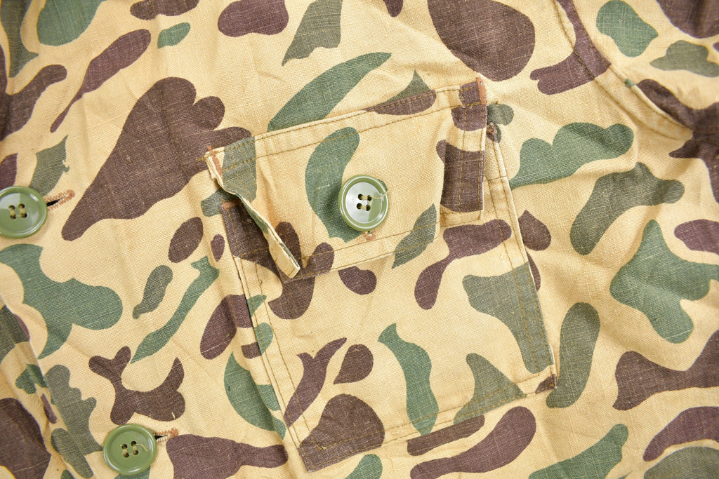 Vintage 1970s Caliber Duck Camo Button Up Shirt