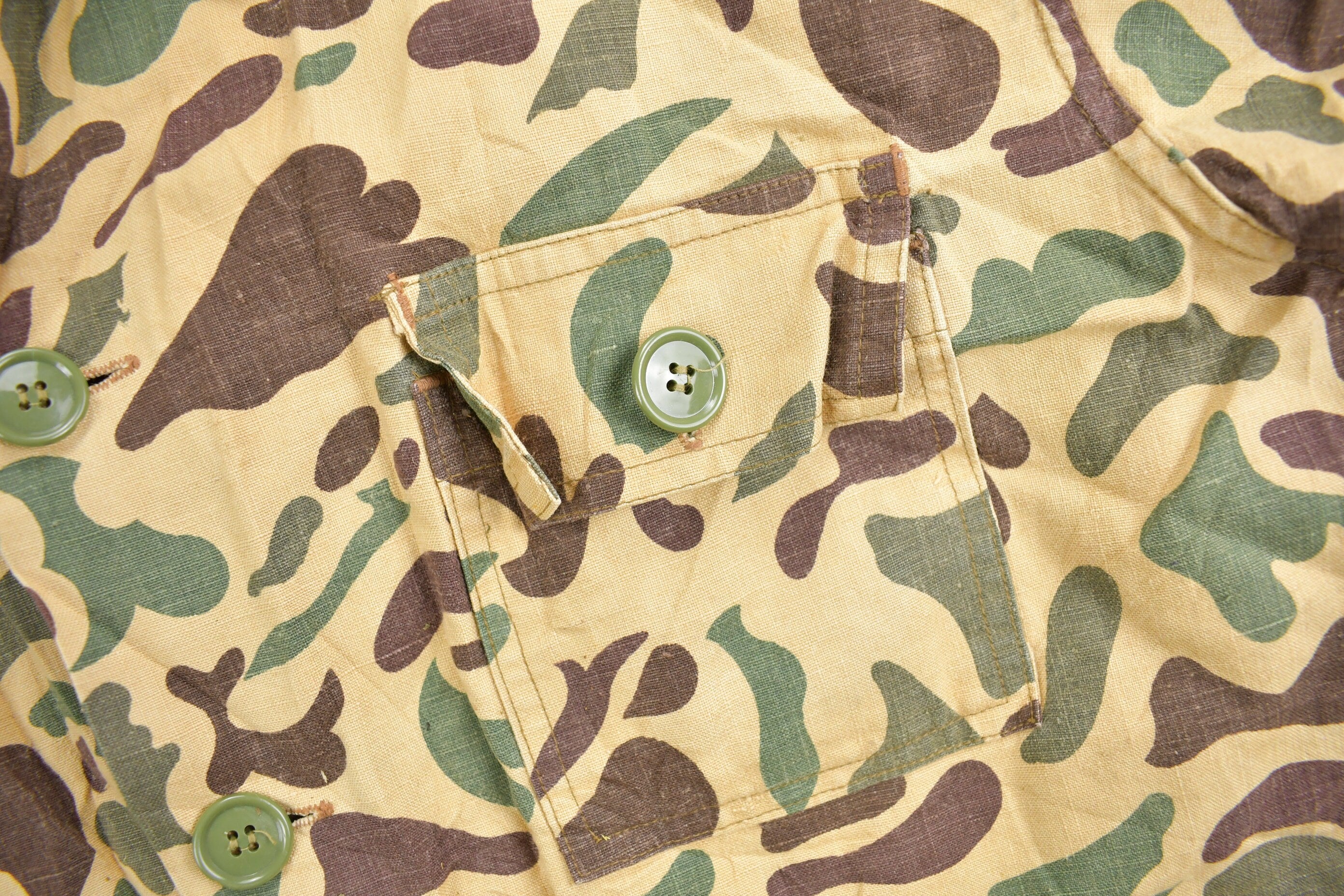 Vintage 1970s Caliber Duck Camo Button Up Shirt