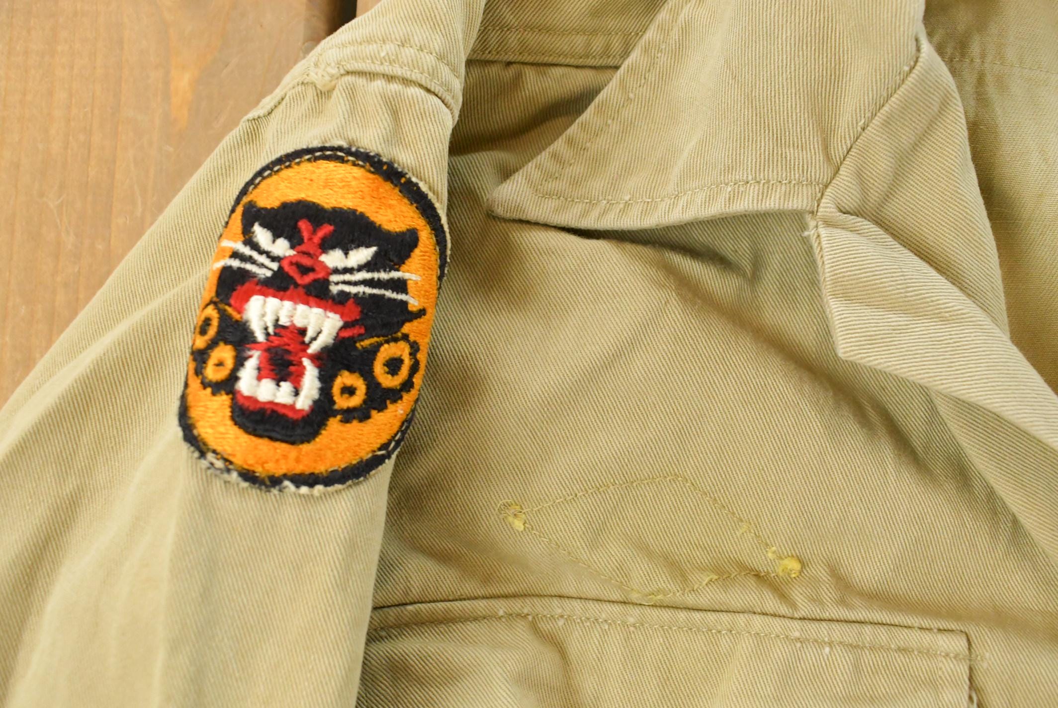 Vintage 1940s WW2 Tank Destroyer Unit Button Up Officer Shirt Men's Medium