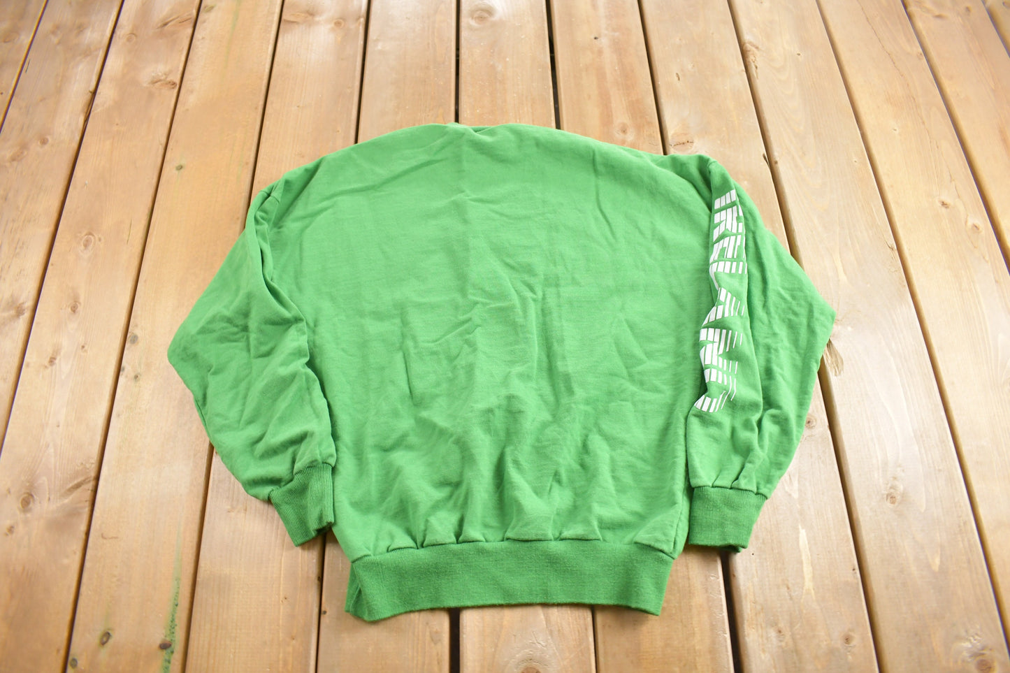 Vintage 1980s Ireland Crewneck Sweatshirt / 80s Crewneck / Souvenir / Streetwear / Travel And Tourism