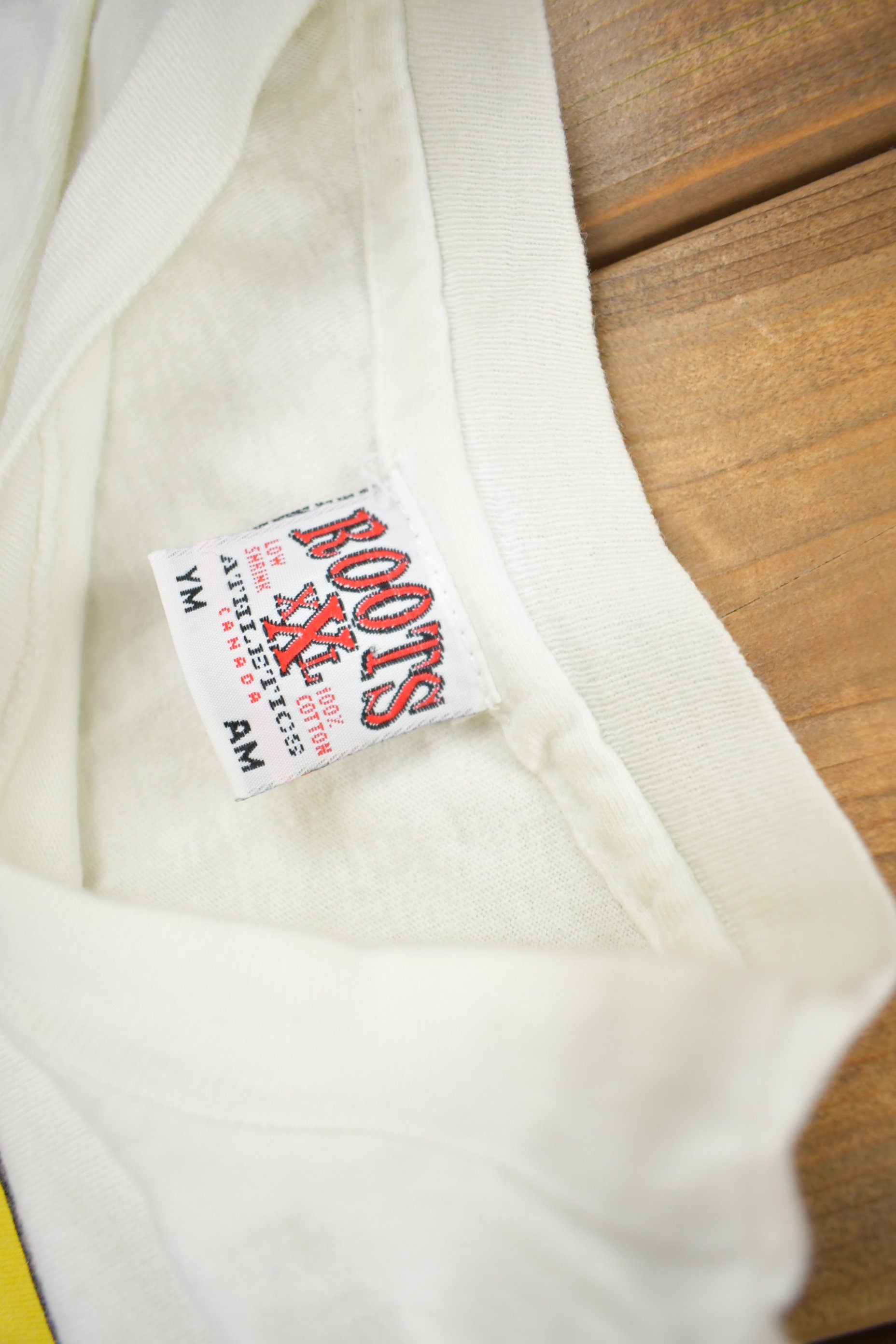 Vintage 1990s Roots Beaver Brand Graphic Youth T-Shirt