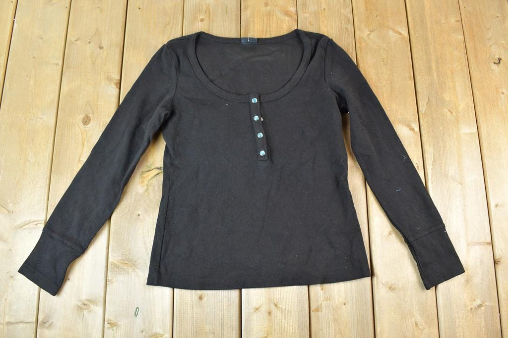 Women Vintage Vigoss Y2K Black Button Up T-Shirt / Vigoss Grunge Skull Print / Contrast Stitch / Internet Famous Clothing / Over Dyed