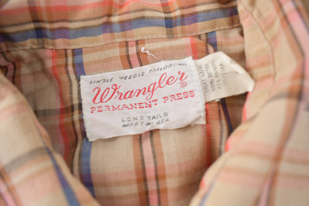 Vintage 1990s Wrangler Cowboy Cut X Long Tails Western Style Pearl Snap Button Up Plaid Shirt Made In USA