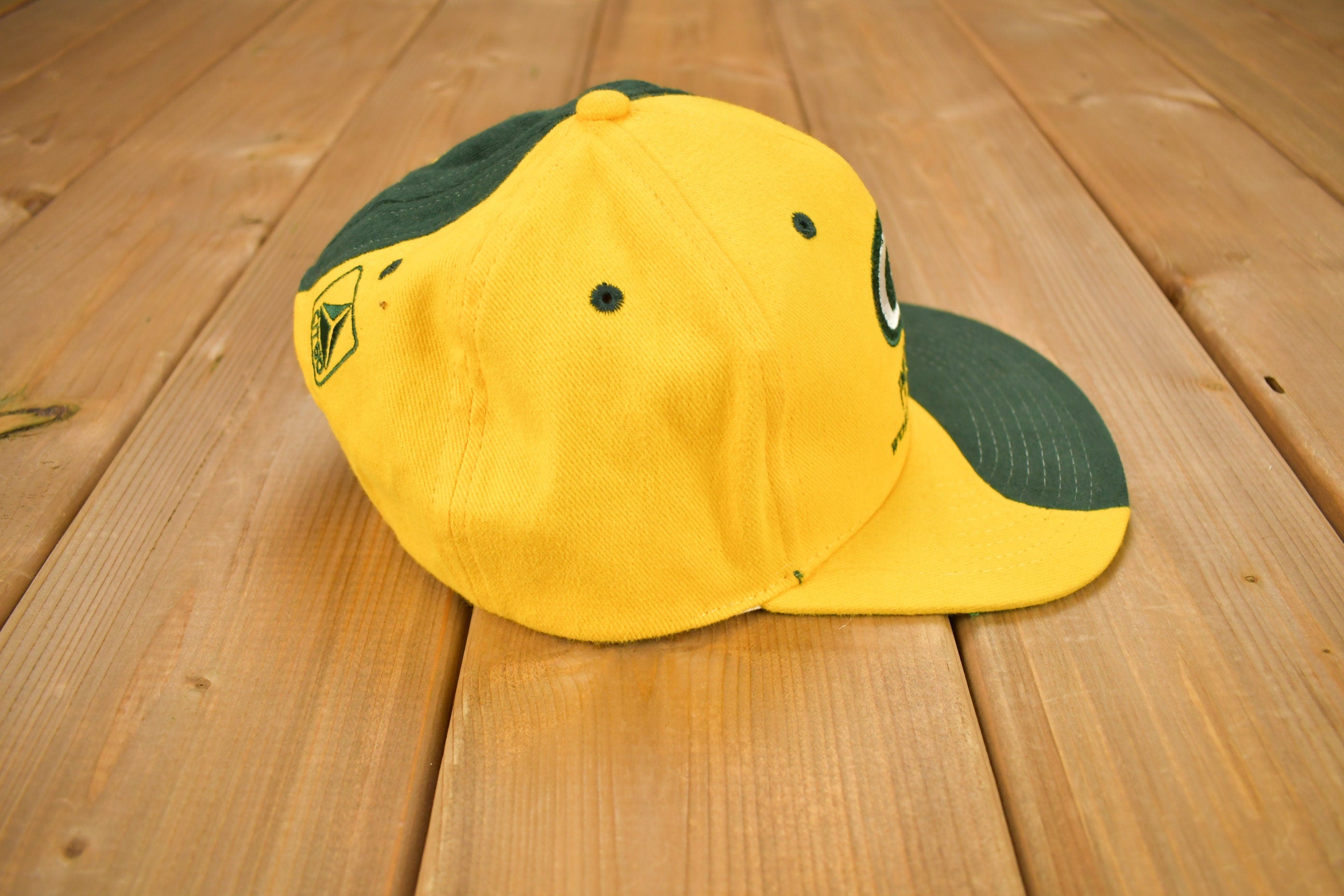 Vintage 1990s Green Bay Packers NFL Two-Tone Snap Back Hat