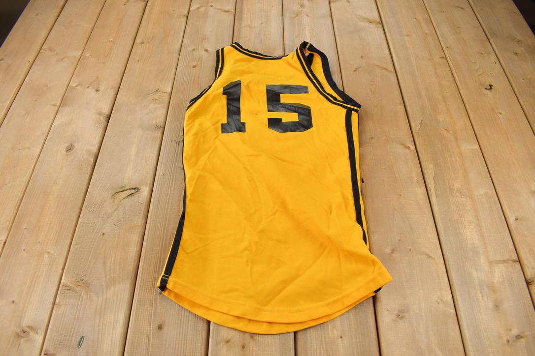 Vintage 1970s #15 Felco Basketball Jersey Size Small
