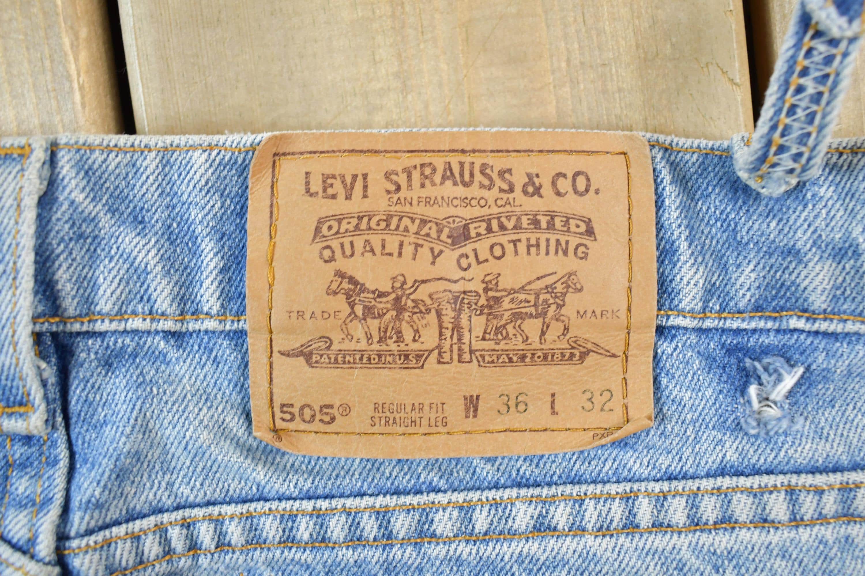 Vintage 1990s Levi Strauss Orange Tab 505 Denim Jeans Size 36 x 32