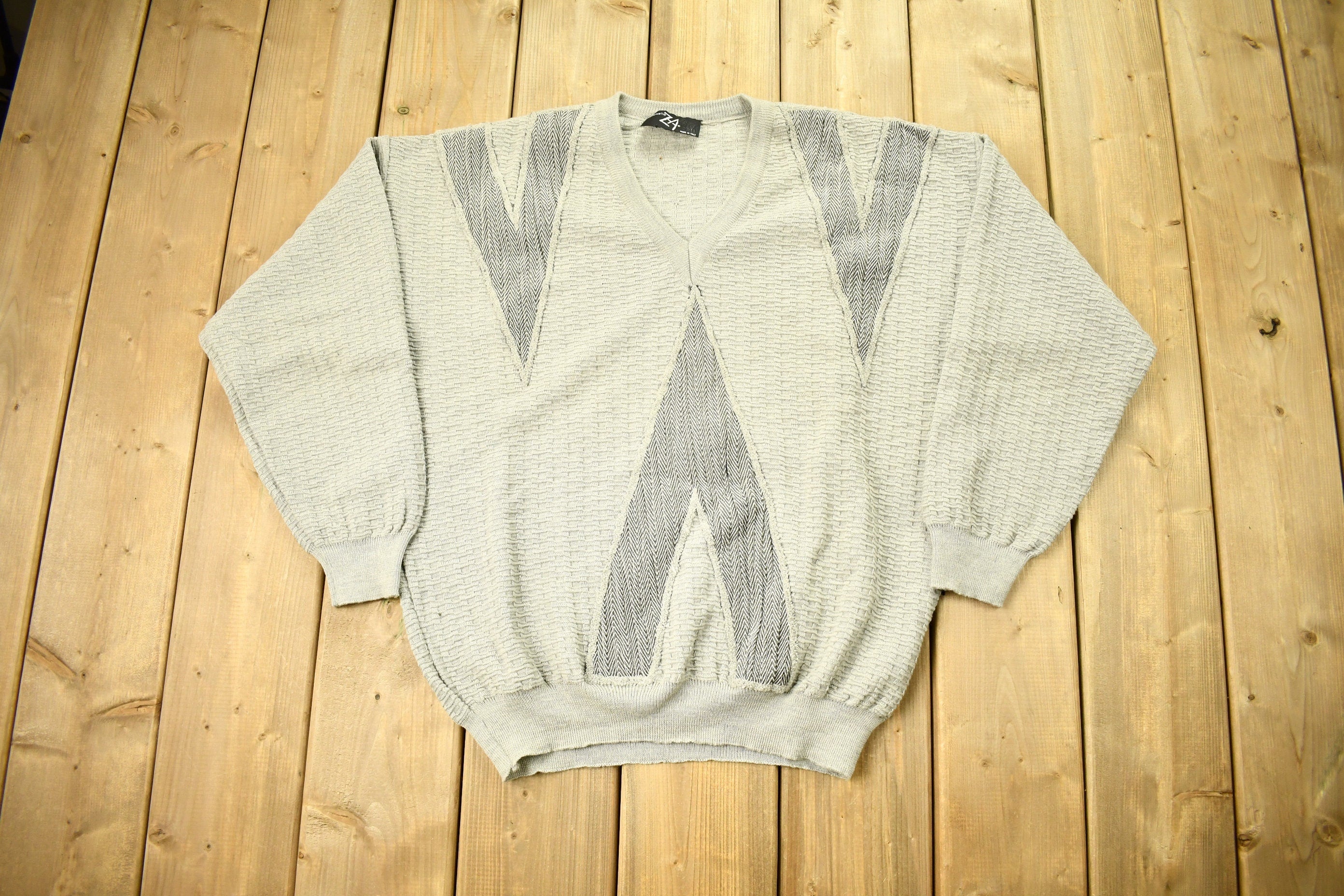 Vintage 1990s AnTonello Knitted V-neck Sweater /