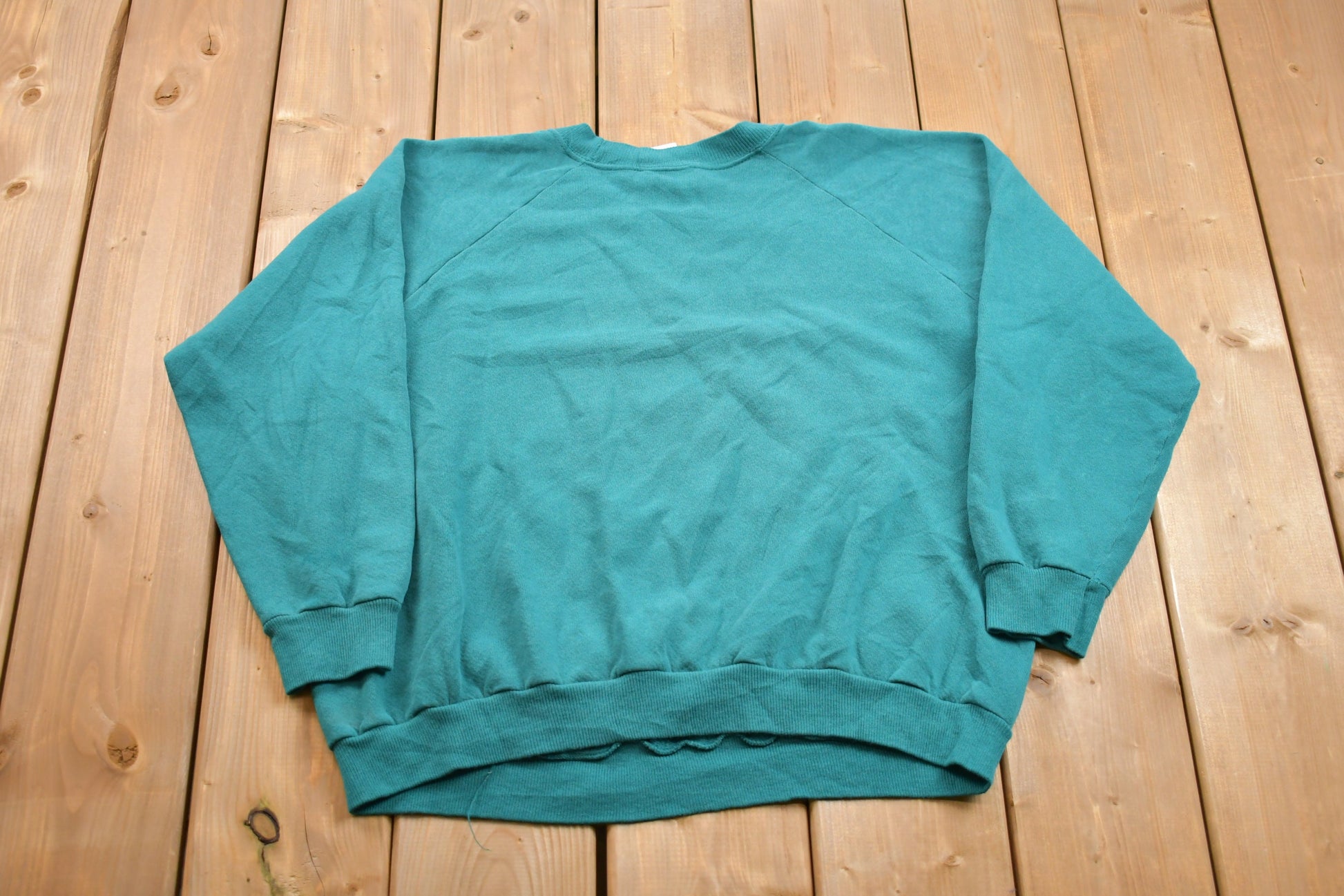 Vintage 1980s Blank Raglan Crewneck Sweatshirt