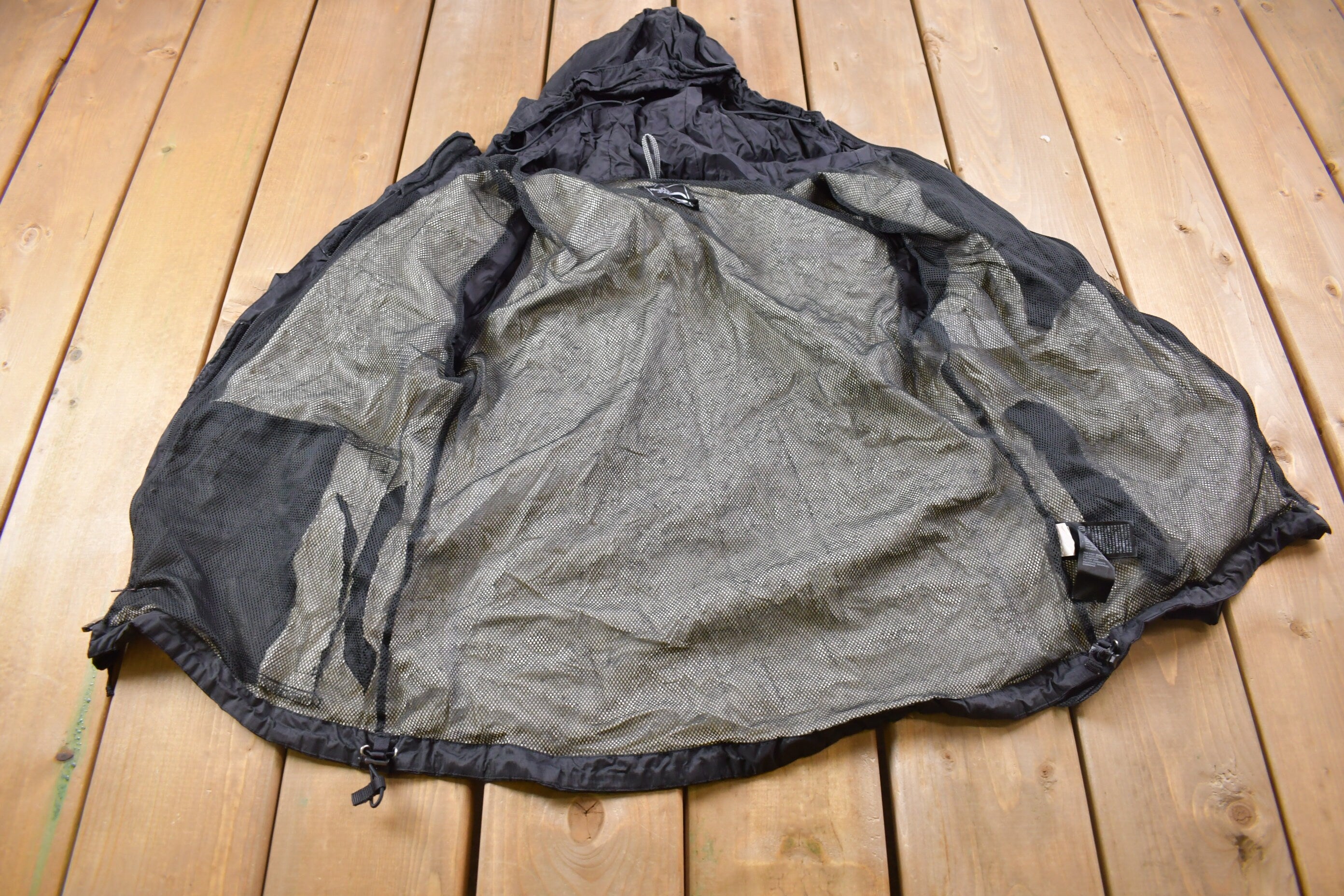 Vintage 1990s The North Face Mesh Lined HyVent Windbreaker Jacket