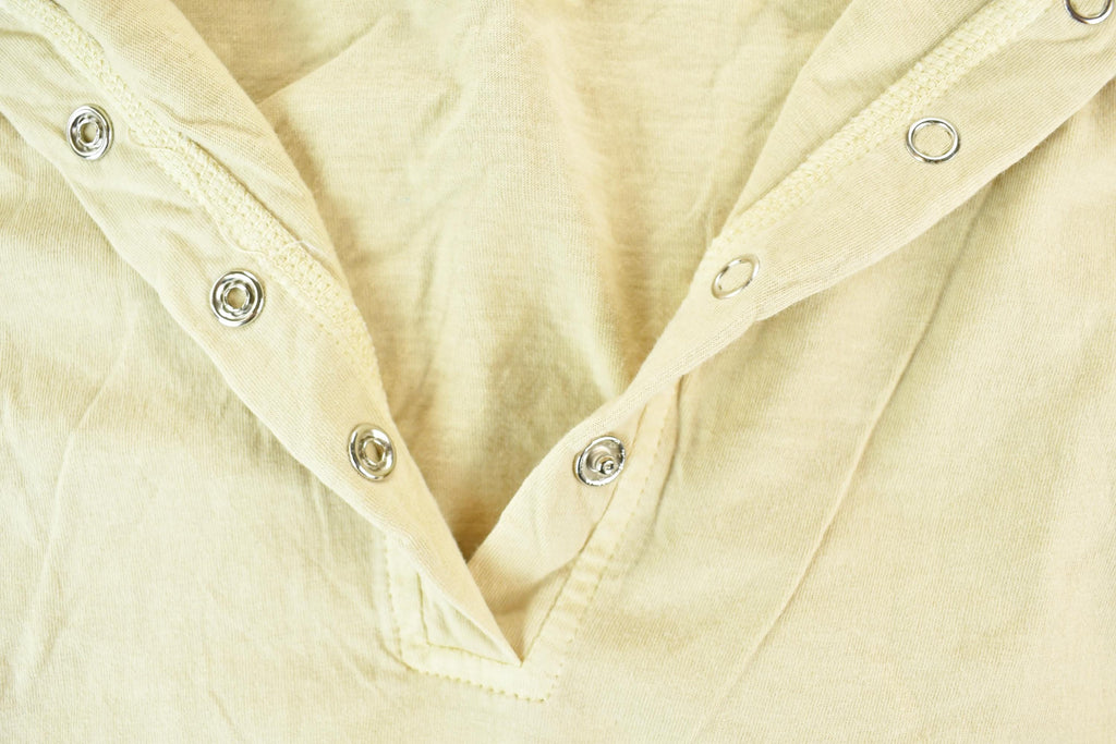 Women Vintage Vigoss Y2K Button Up T-Shirt