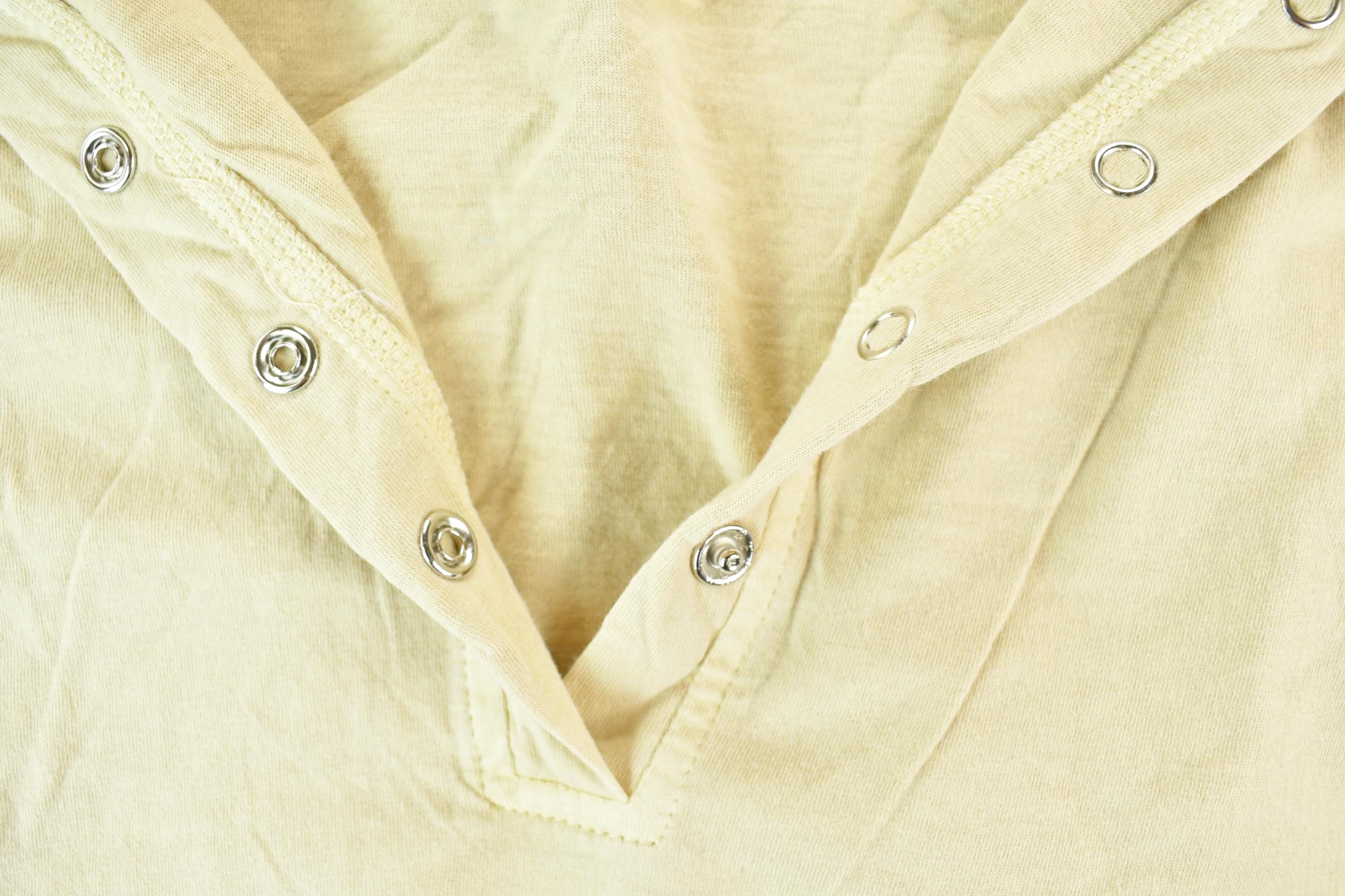 Women Vintage Vigoss Y2K Button Up T-Shirt