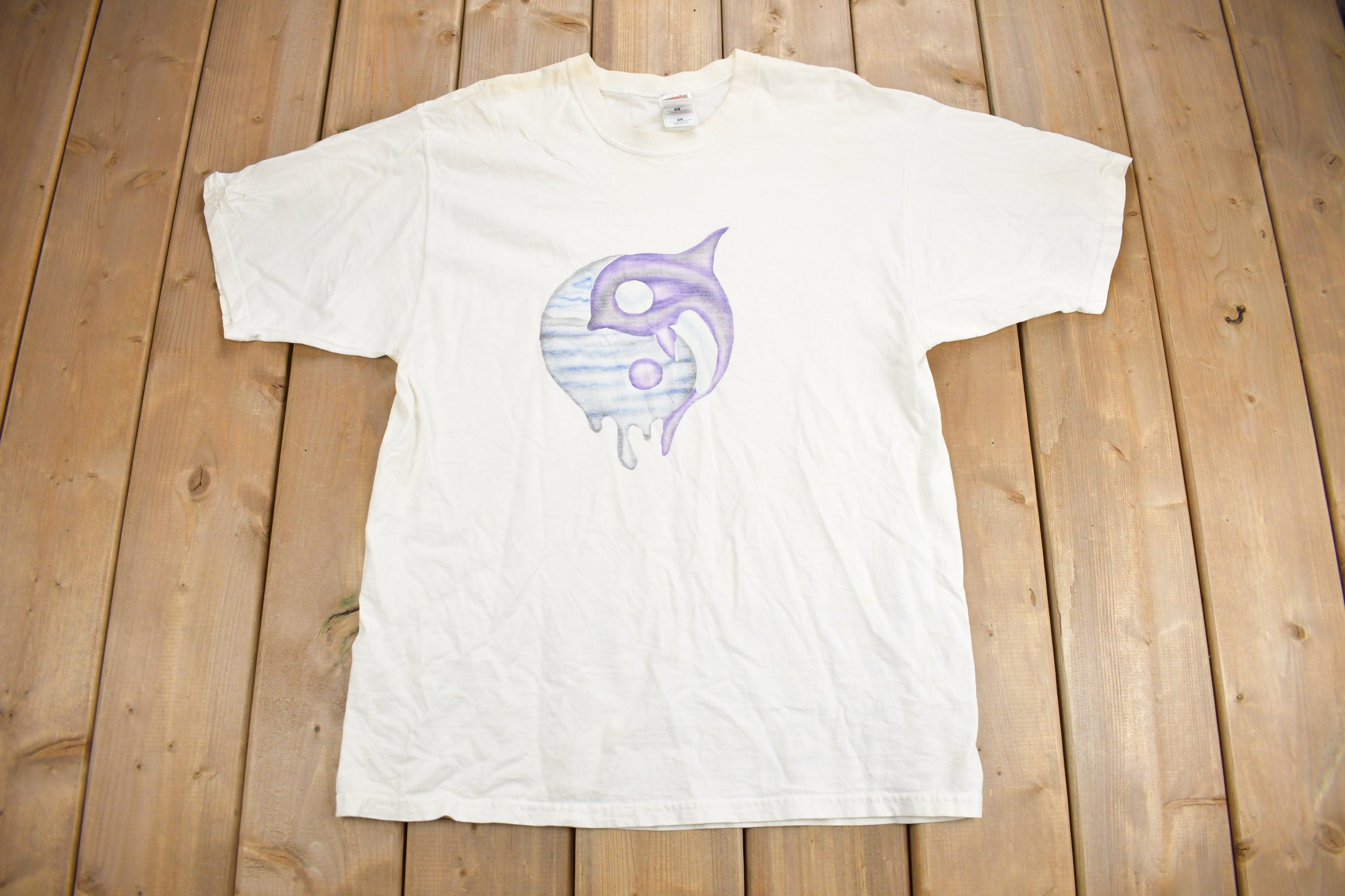 Vintage 1990s Yin Yang Dolphin Graphic T Shirt