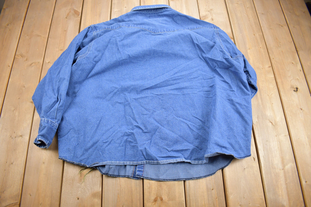 Vintage 1990s Wrangler Western Style Denim Snap Button Shirt