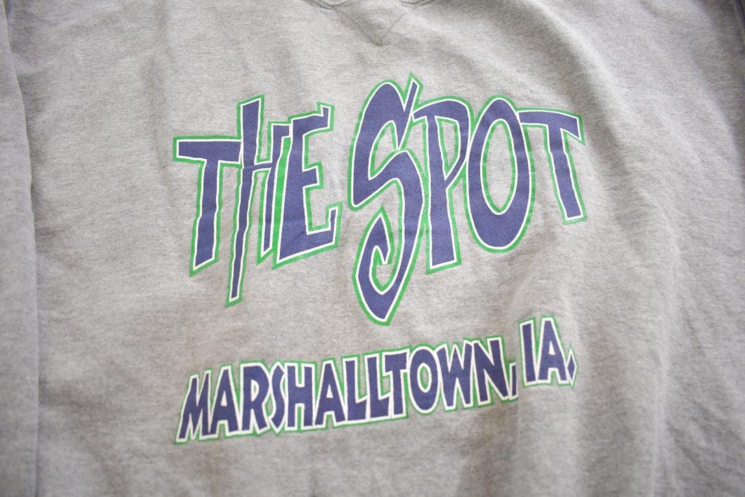 Vintage 1990s The Spot Marshalltown Iowa Russell Athletics Souvenir Crewneck Sweatshirt Made In USA