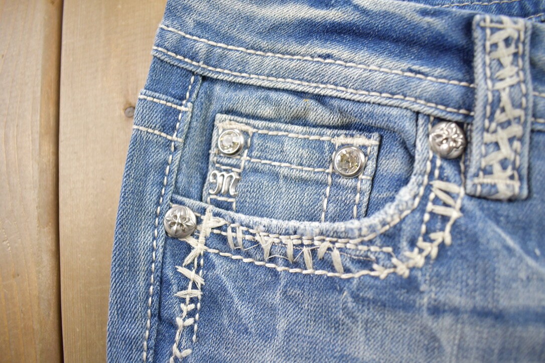 Vintage Y2K Miss Me Bedazzled Low Rise Jeans Size 26x31