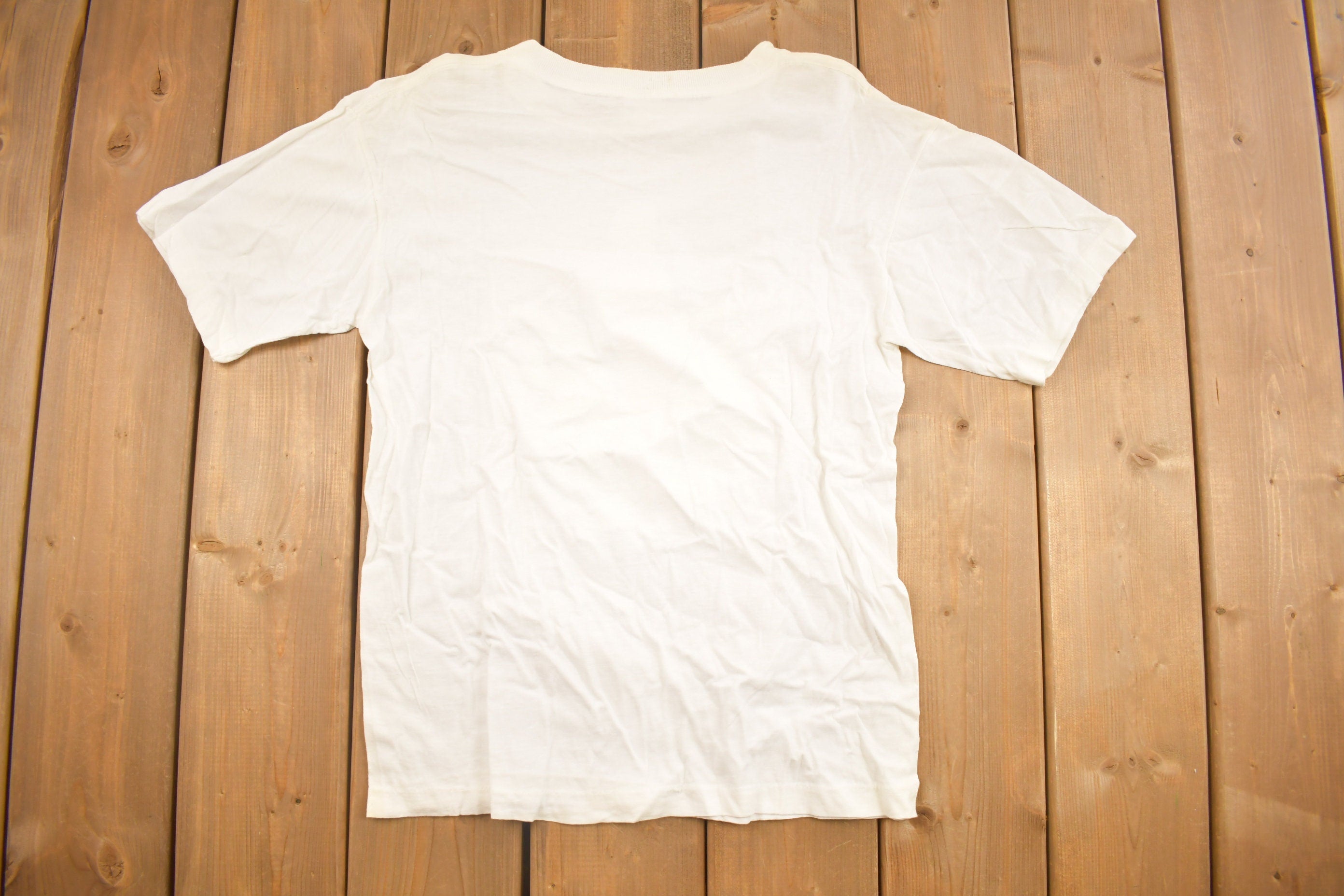 Vintage 1990s Parrot Graphic T-Shirt