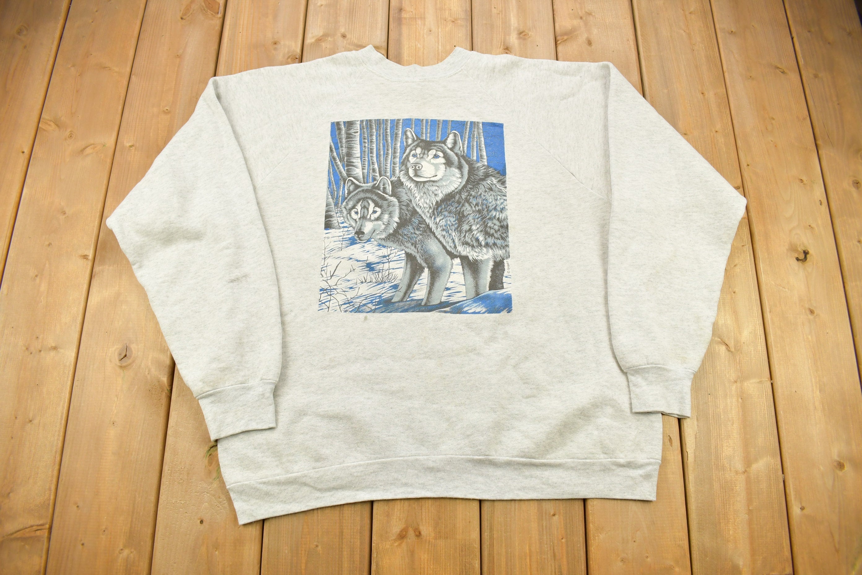 Vintage 1980s Wolf Theme Graphic Raglan Crewneck