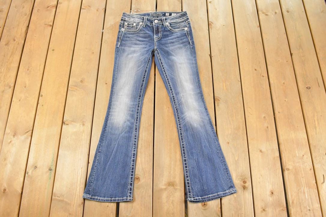 Vintage Deadstock Y2K Miss Me Bedazzled Low Rise Jeans Women's Size 26x31