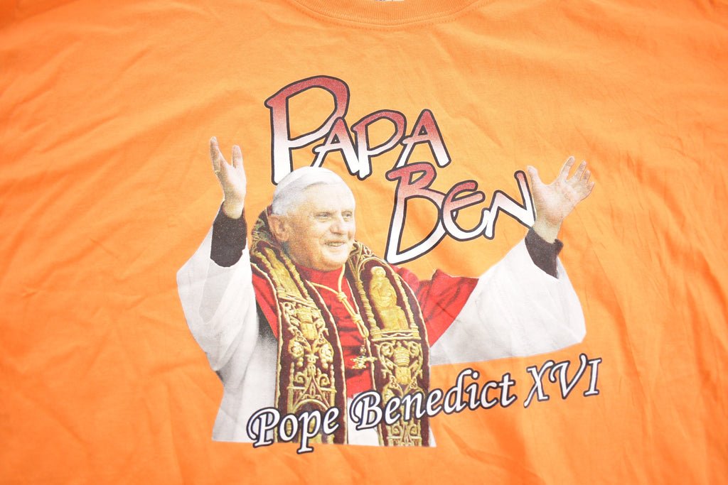 Vintage 1990s Pope 'Papa Ben' Graphic T-Shirt