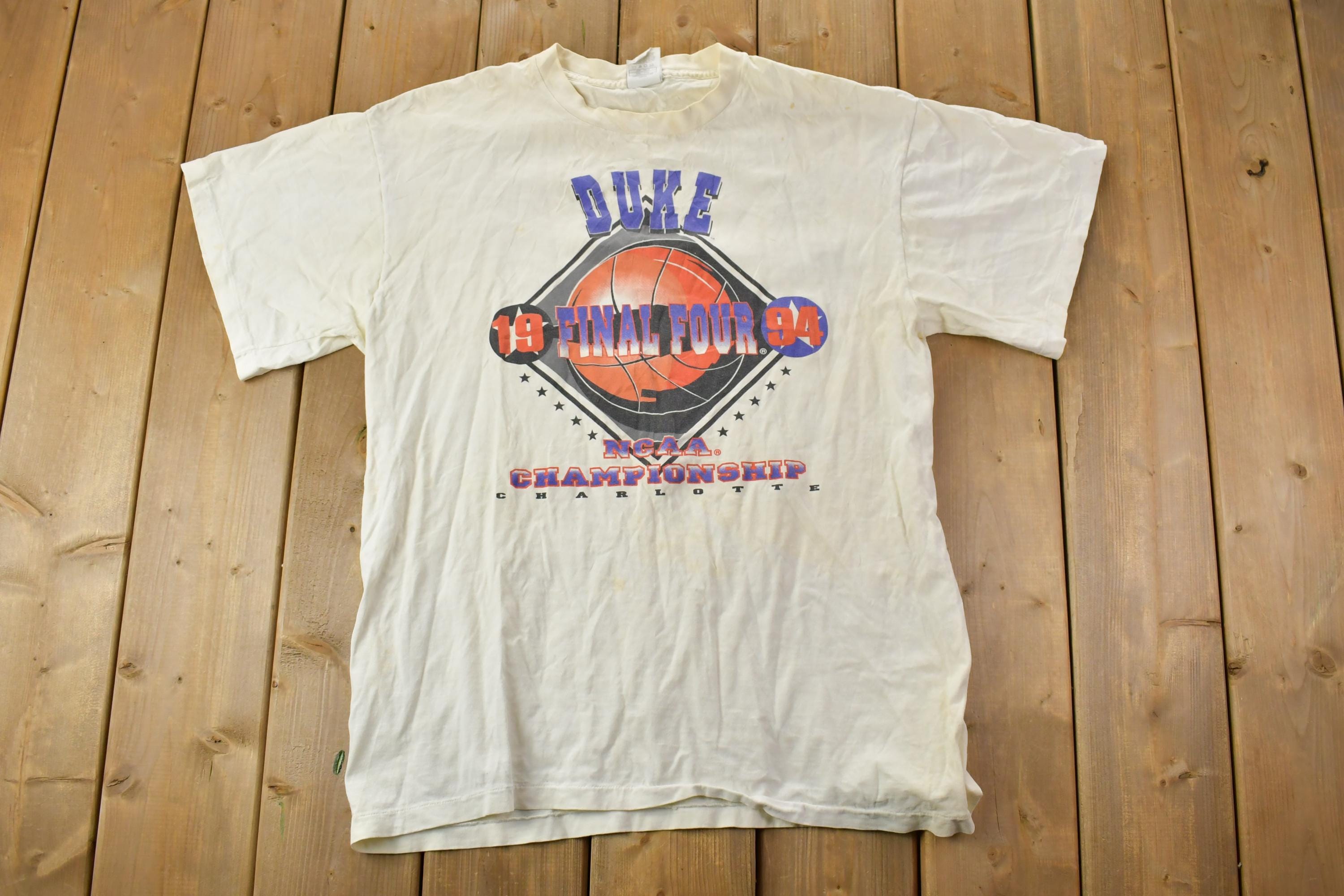Vintage 1994 Duke Nike Basketball Graphic T-Shirt