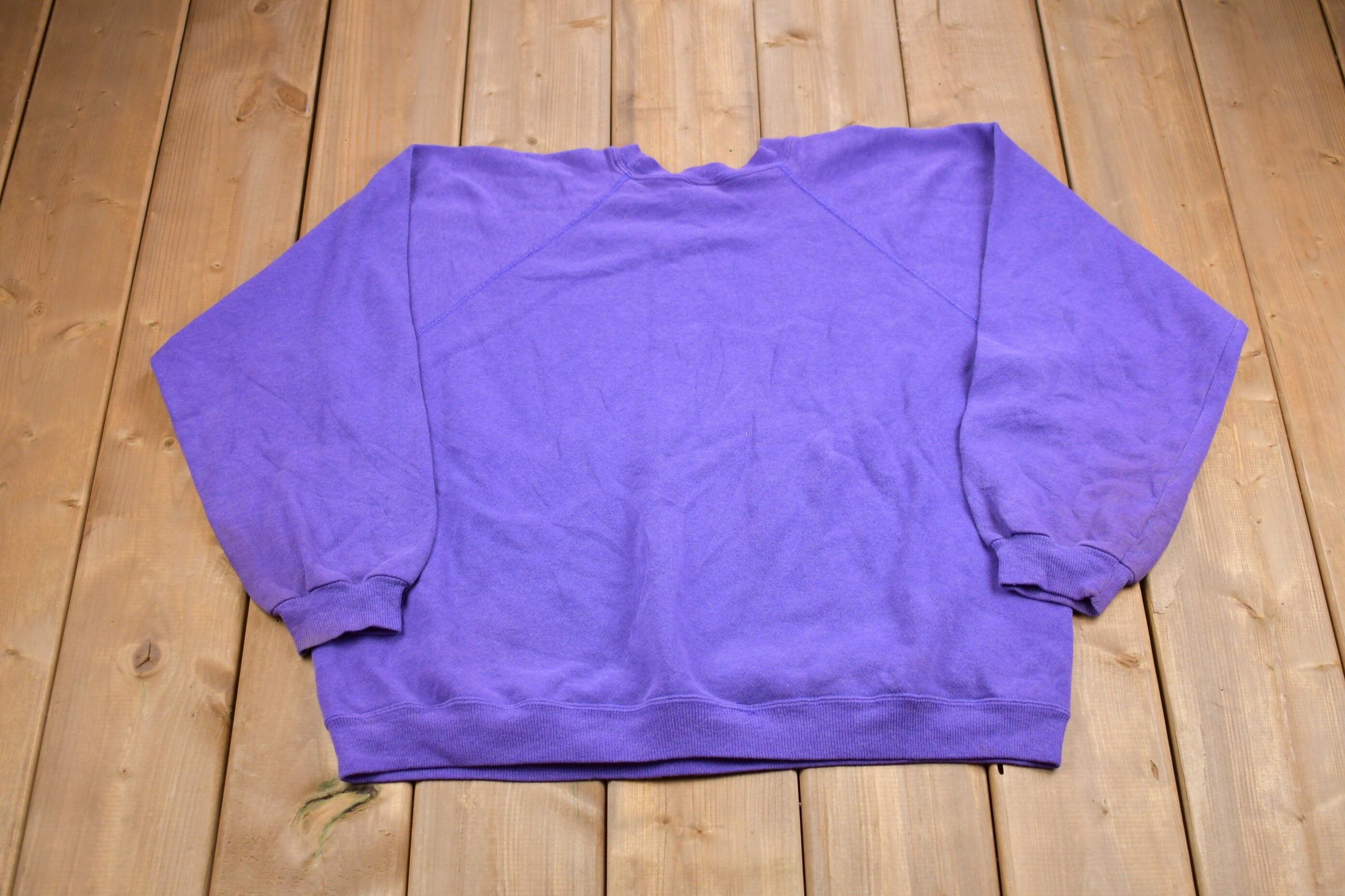 Vintage 1990s Made In USA Raglan Sleeve Crewneck Sweatshirt