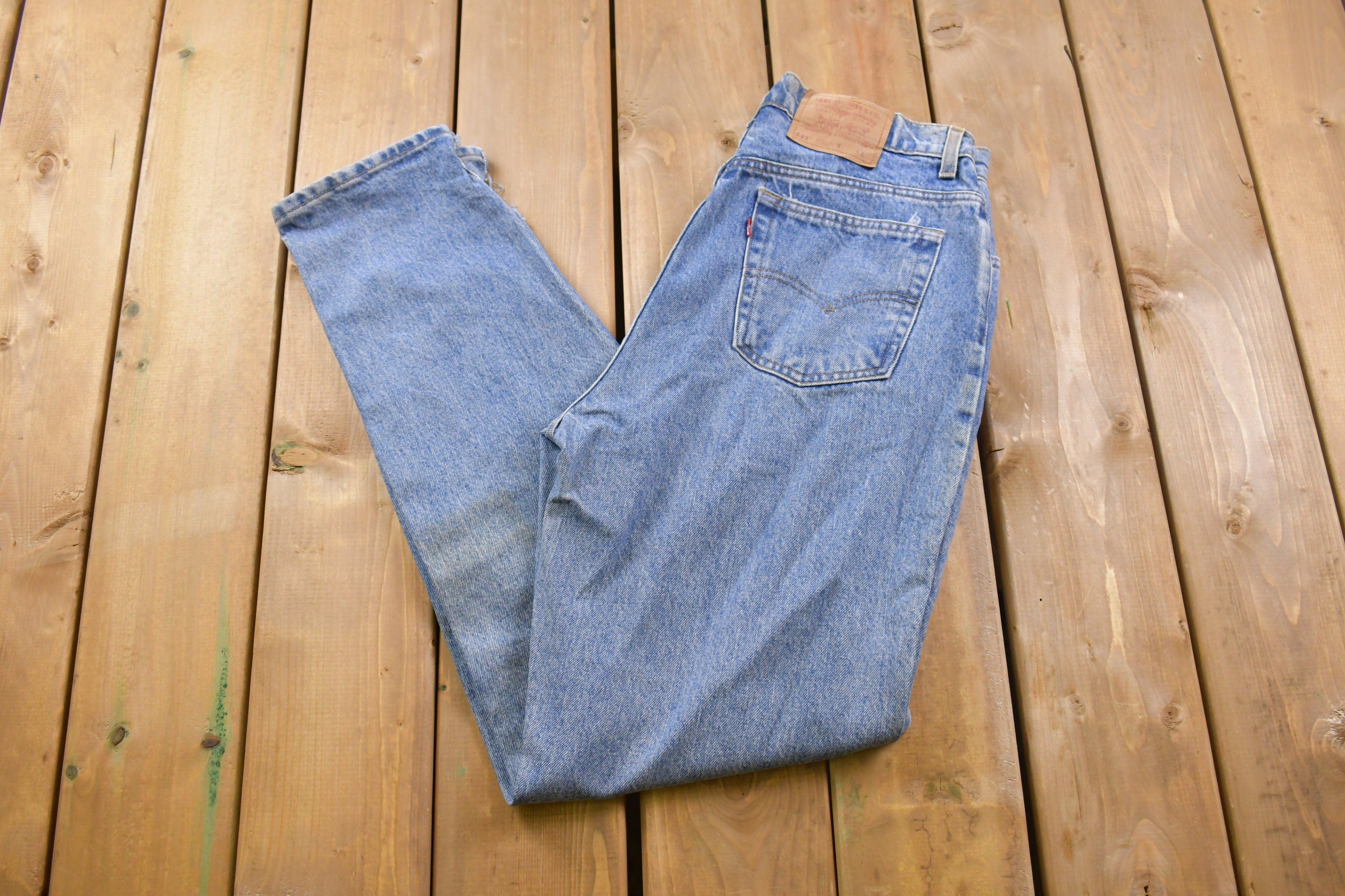 Vintage 1990s 521 Levi's Red Tab Jeans Size 31 x 33