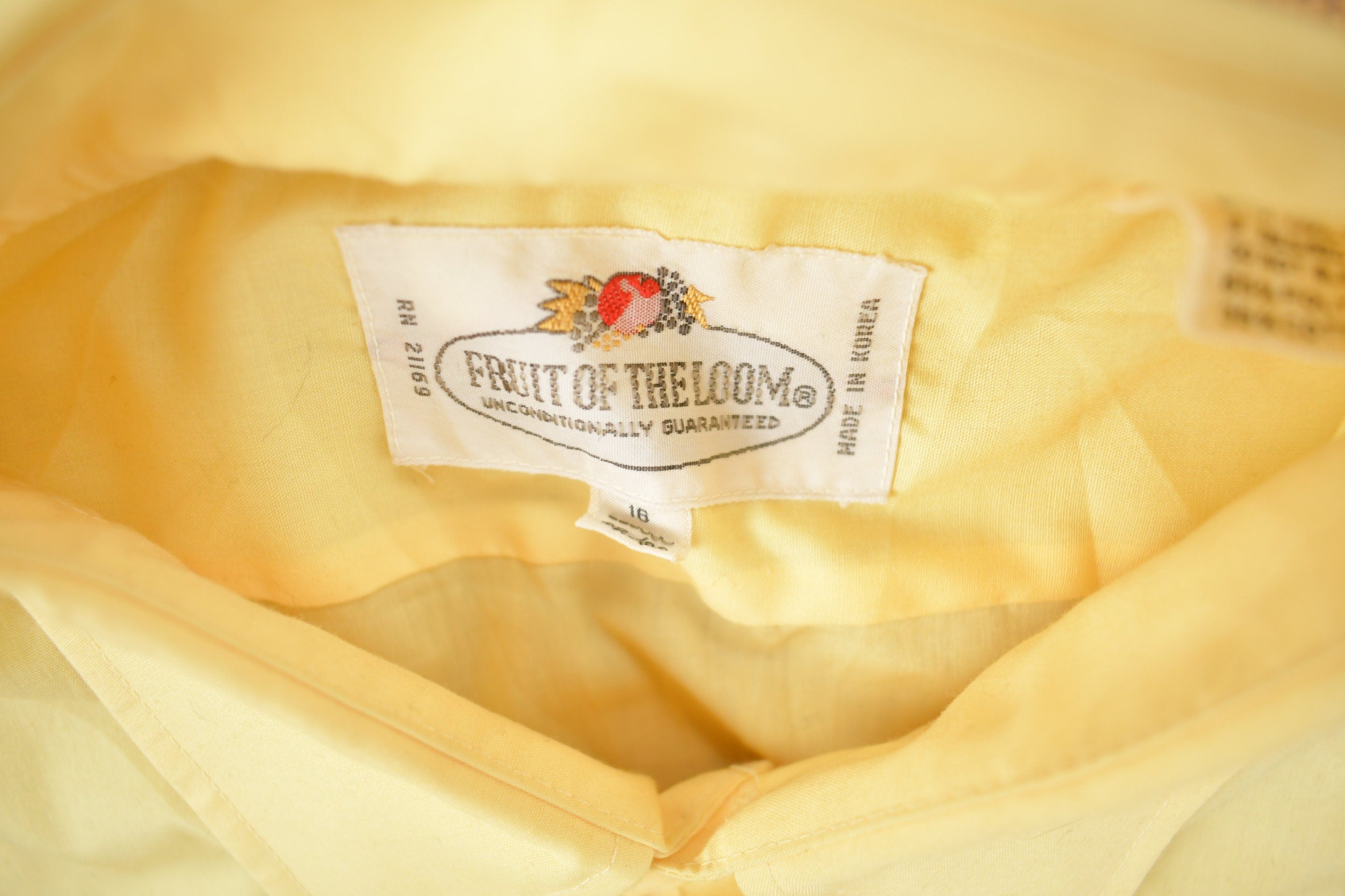 Vintage 1990s Blank Yellow Fruit Of The Loom Button Up Shirt