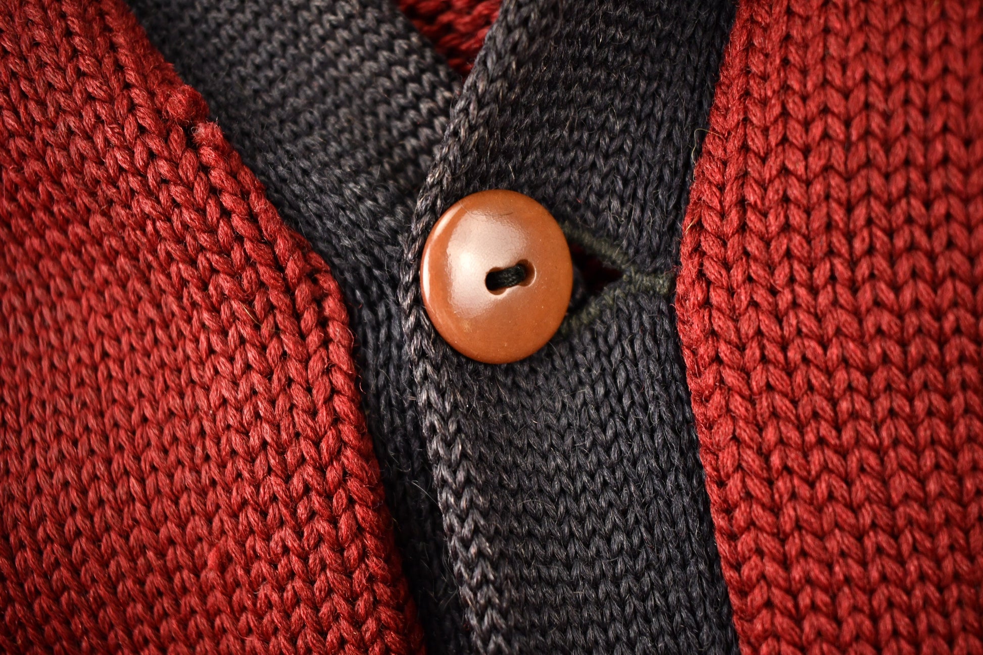 Vintage 1950s 100% Wool Knitted Cardigan Sweater