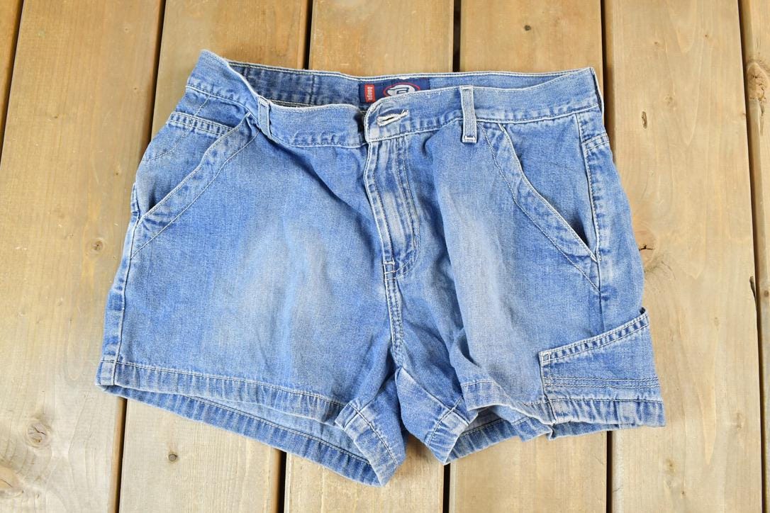 Vintage Y2K bongo Jean Shorts