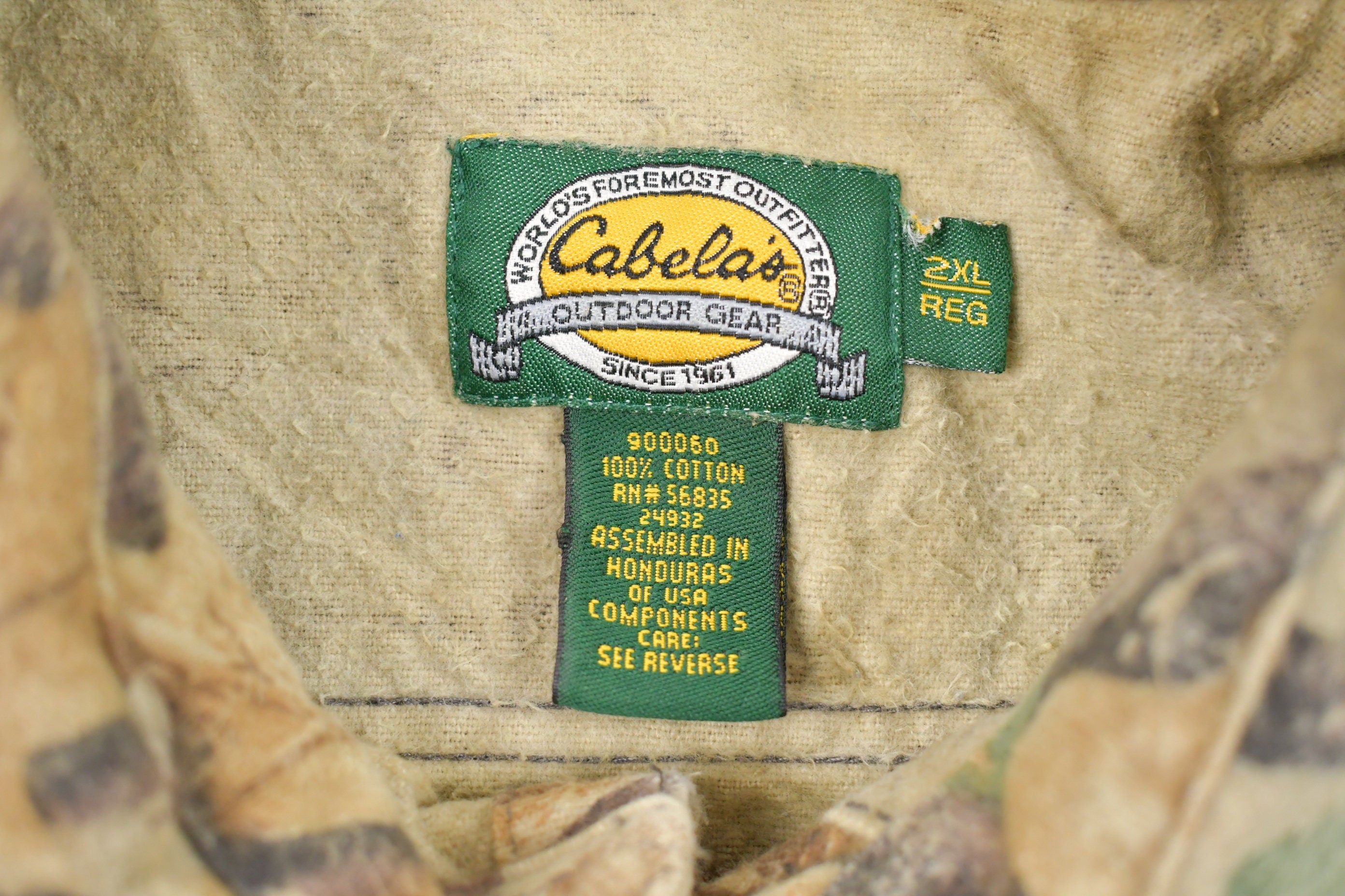 Vintage 1990s Cabela's Tree Camo Button Up Shirt