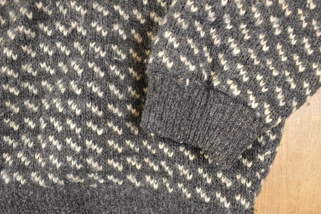 Vintage 1990s Roots Wool Knit Crewneck Sweater Men's L