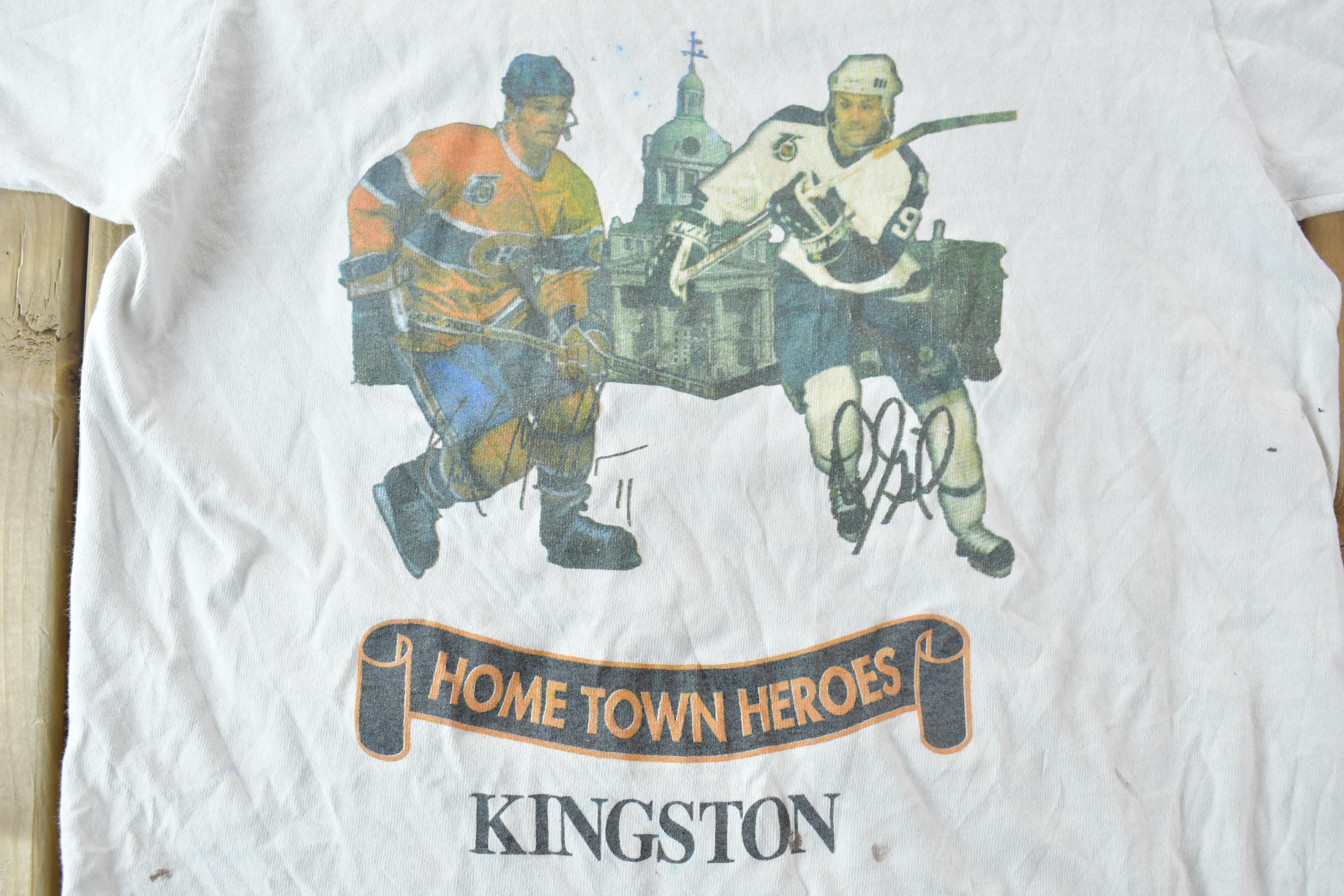 Vintage 1990s Souvenir Kingston Hockey Travel T-Shirt Made In Canada