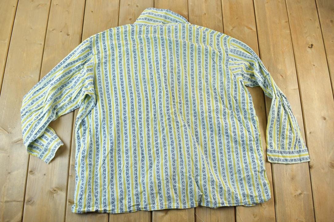 Vintage 1970s Marlowe Nightwear Button Up Shirt