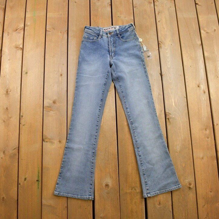 Vintage Parasuco Jeans from the 1990s Size 23x31