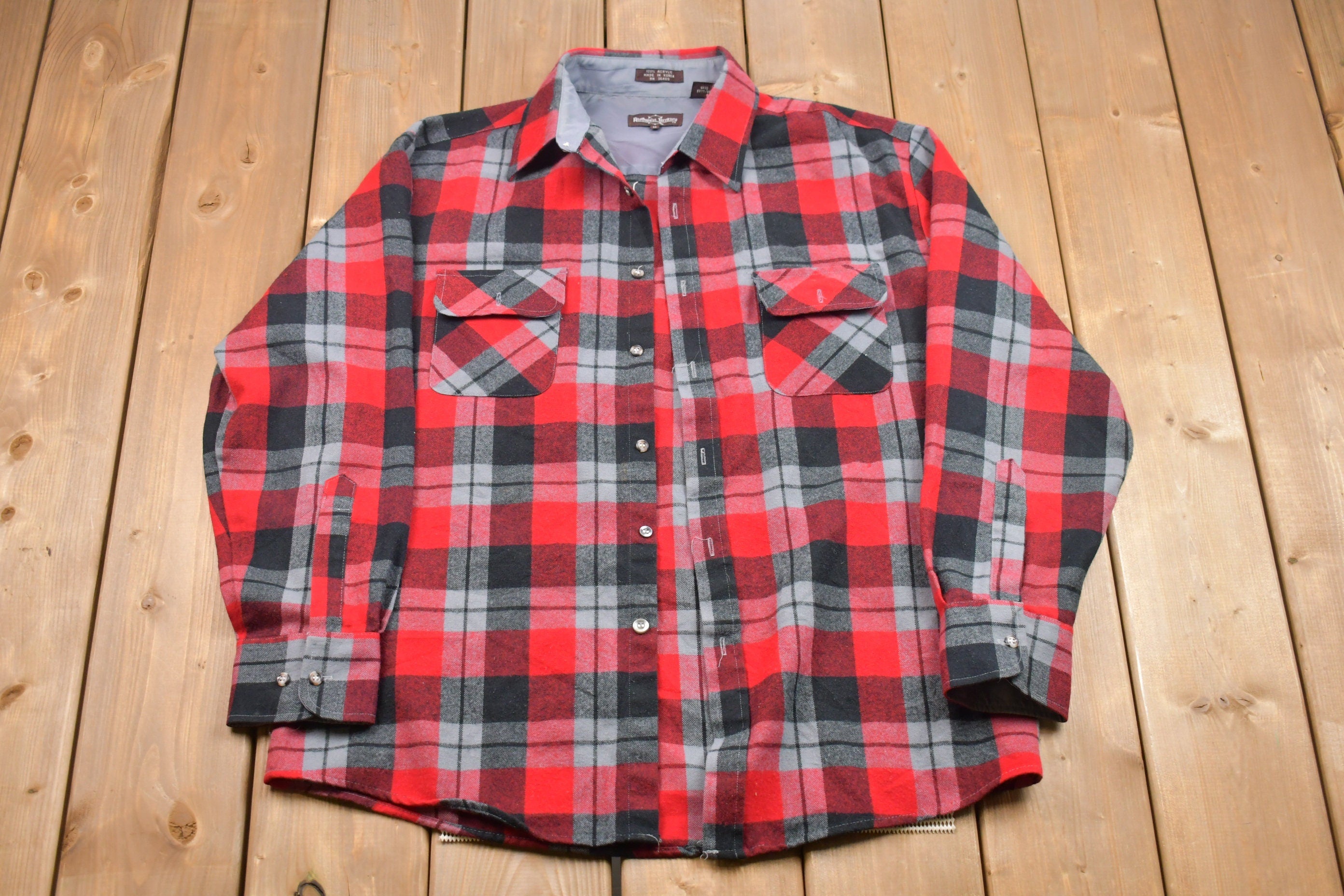 Vintage 1990s Northwest Territory Plaid Lined Button Up Shirt