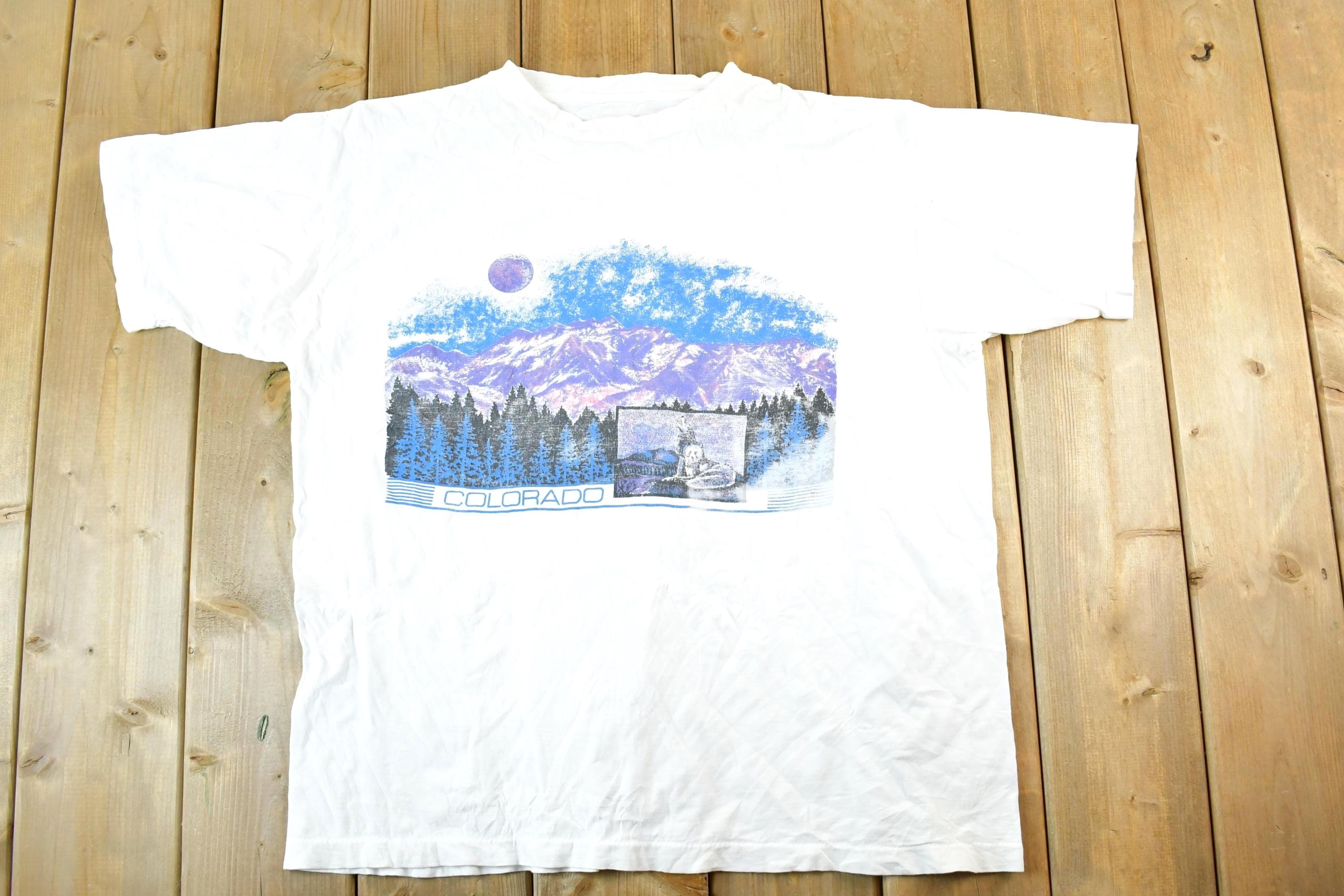 Vintage 1990s Colorado Howling Wolf Souvenir T-Shirt Mens L